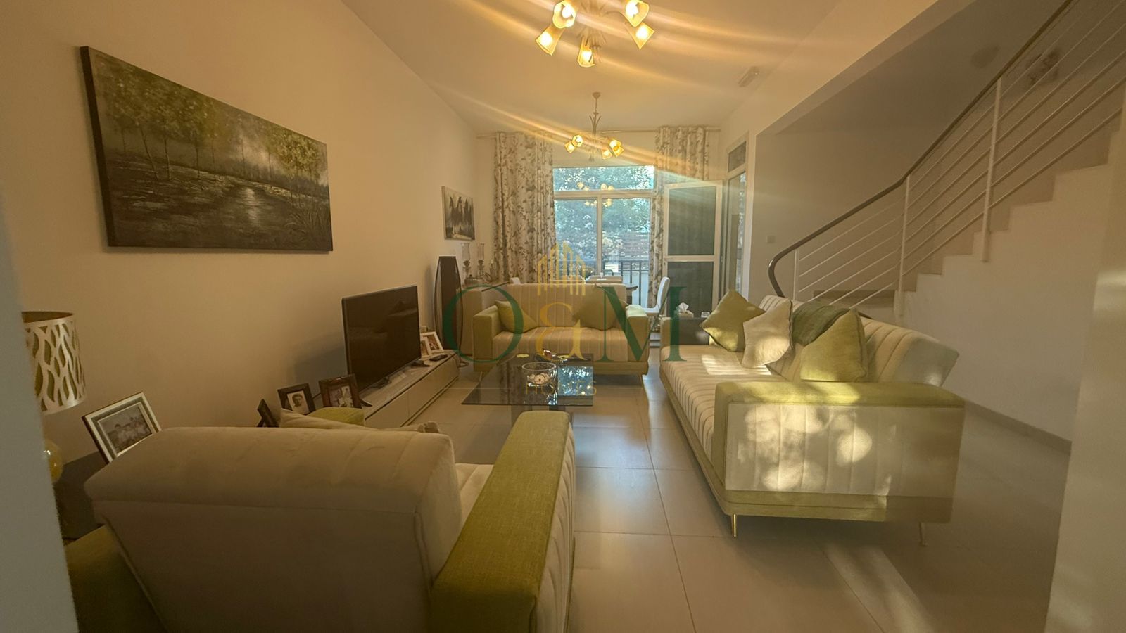 2BR TOWNHOUSE | FURNISHED | VACANT | AMAZING UNIT