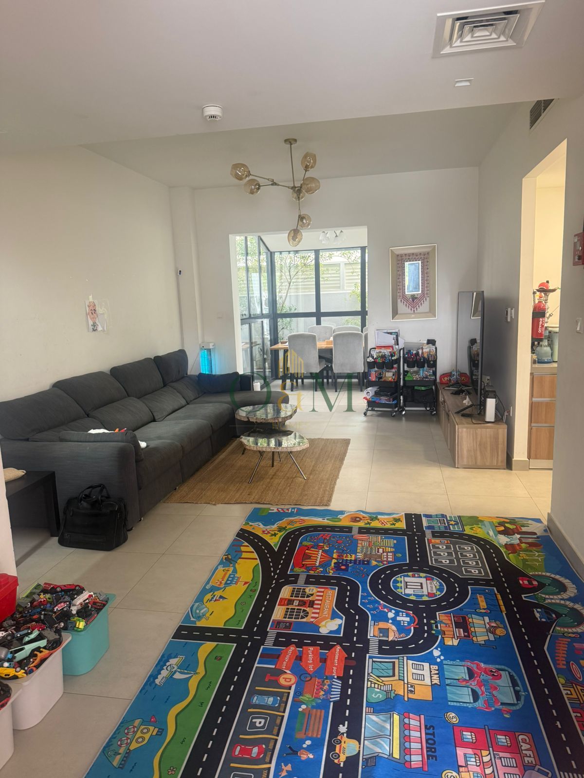 UPGRADED 3+MAID TH | CORNER UNIT | SINGLE ROW