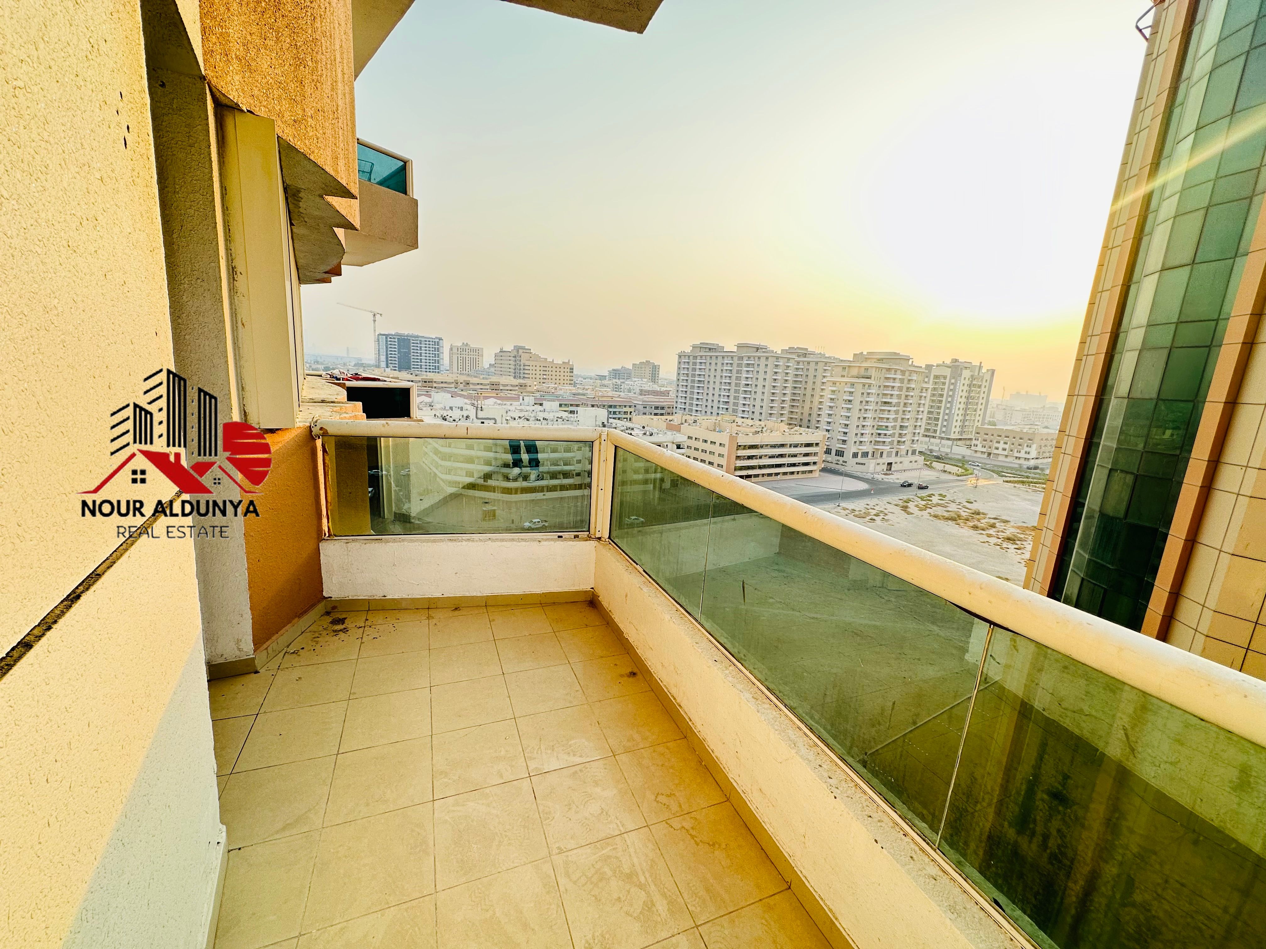 CLOSE TO METRO 3BHK AVAILABLE ONLY FOR FAMILY. !!