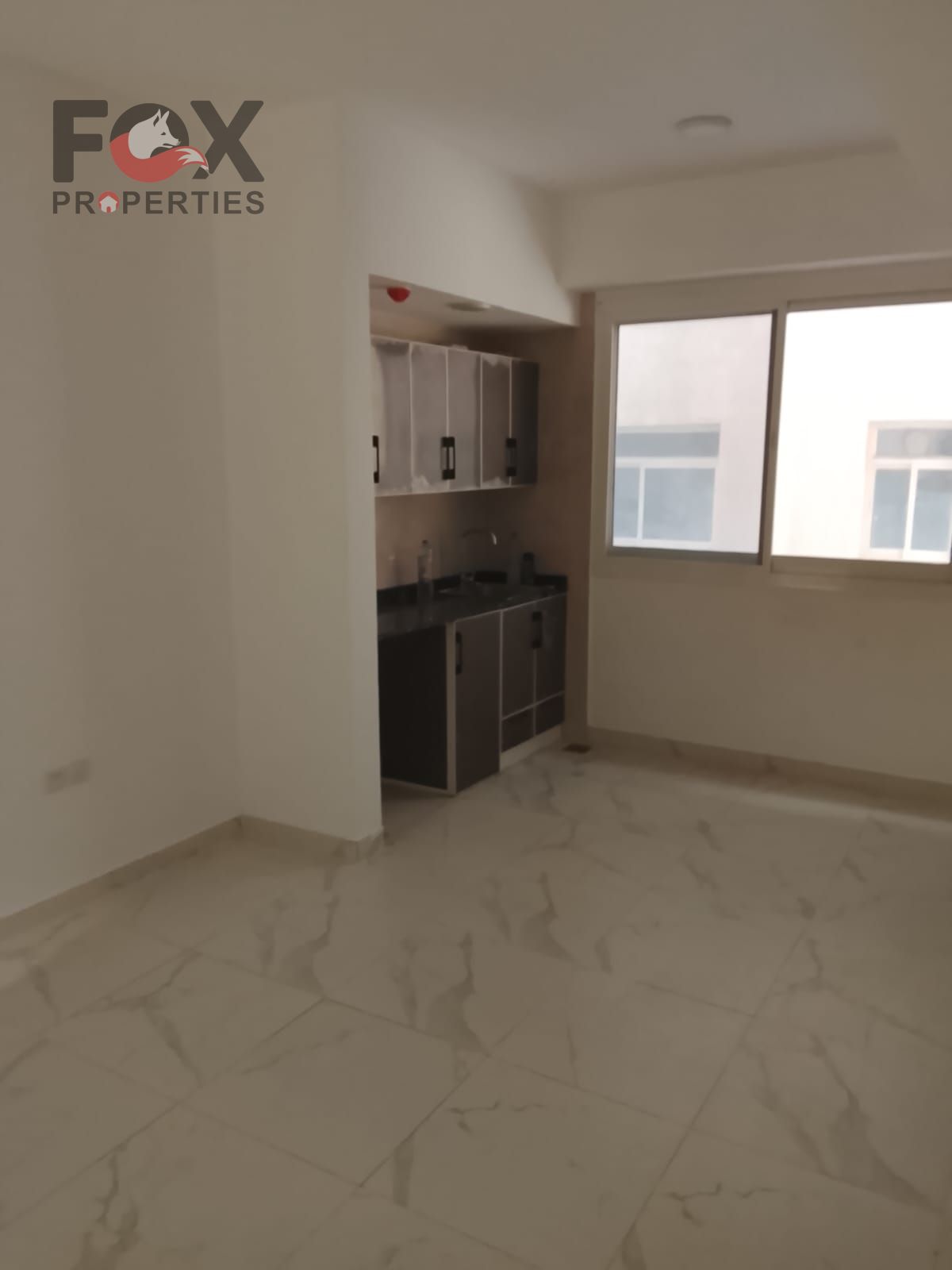 Studio Apartment for Annual Rent in Al Jurf 2 Small family accommodation in a vibrant location at an affordable price.