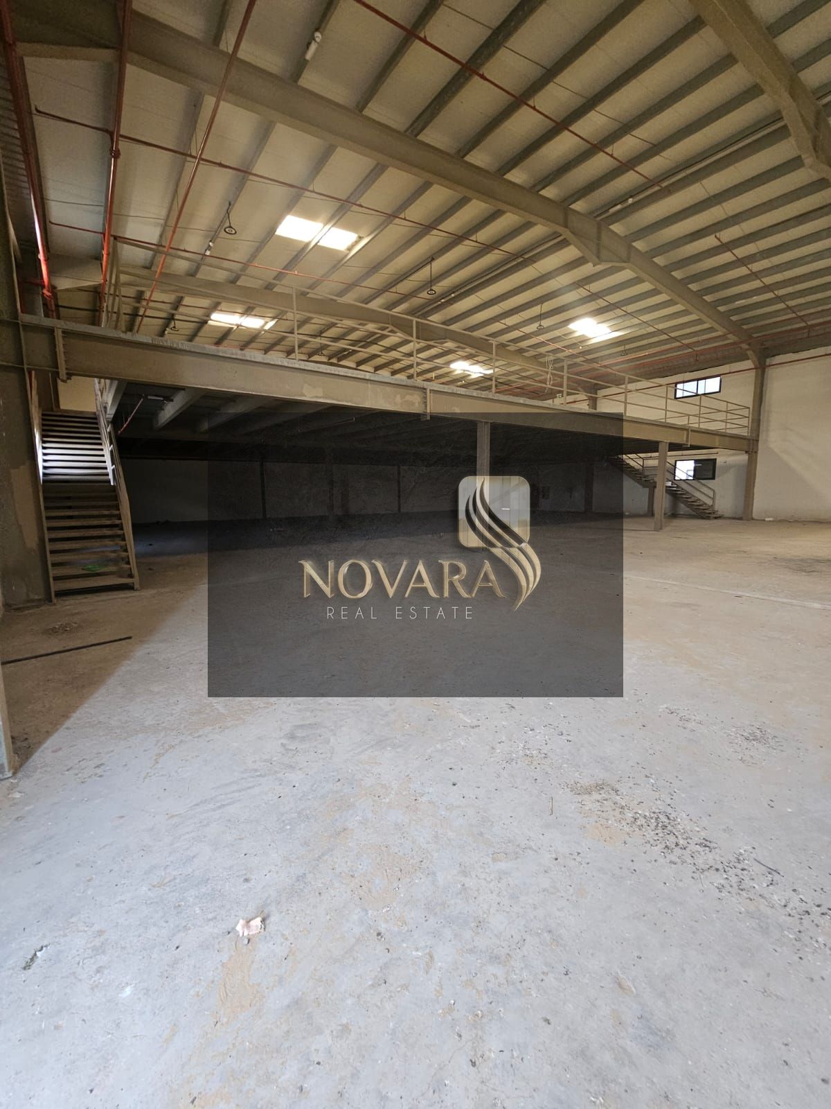 Available for rent in Umm Al Quwain – Umm Al Thu’ub area, a warehouse with an area of 13,000 sq ft, ready for immediate occupancy.