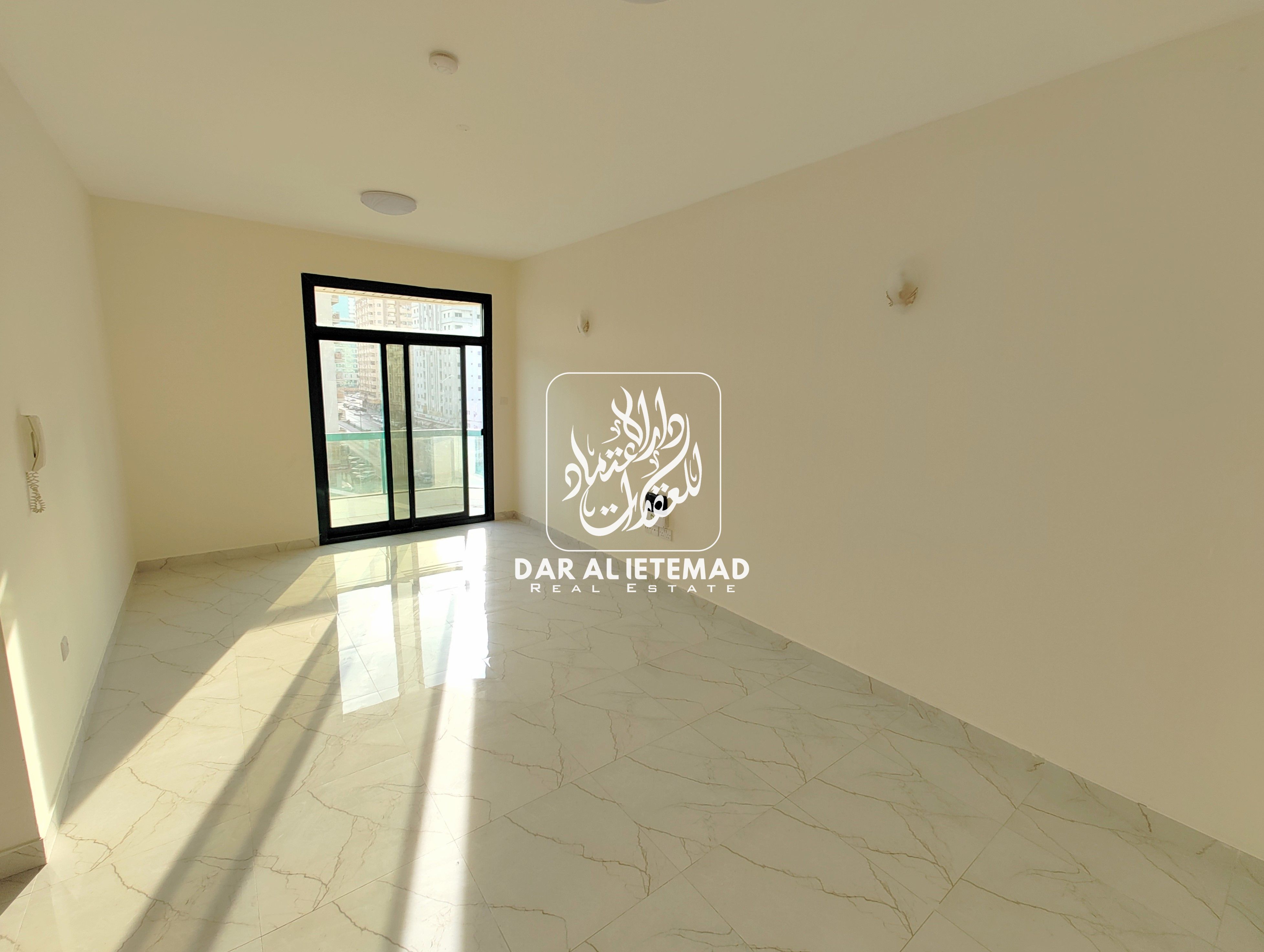 Rare Offer! Spacious Road-Facing 1BHK | Free AC & Parking | Musalla