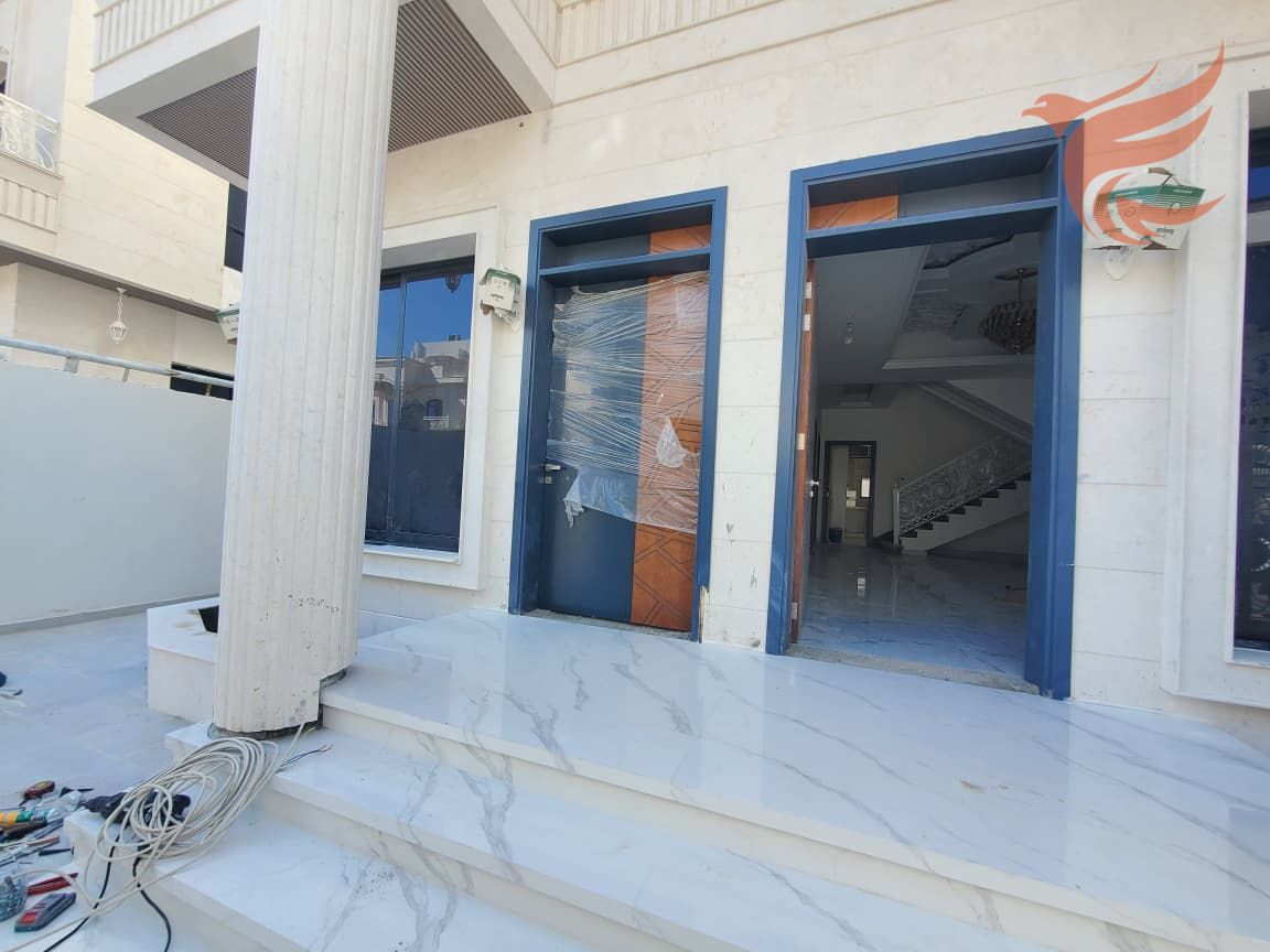 Freehold Villa for Sale in Al Yasmeen – 5 Bedrooms, Two Floors