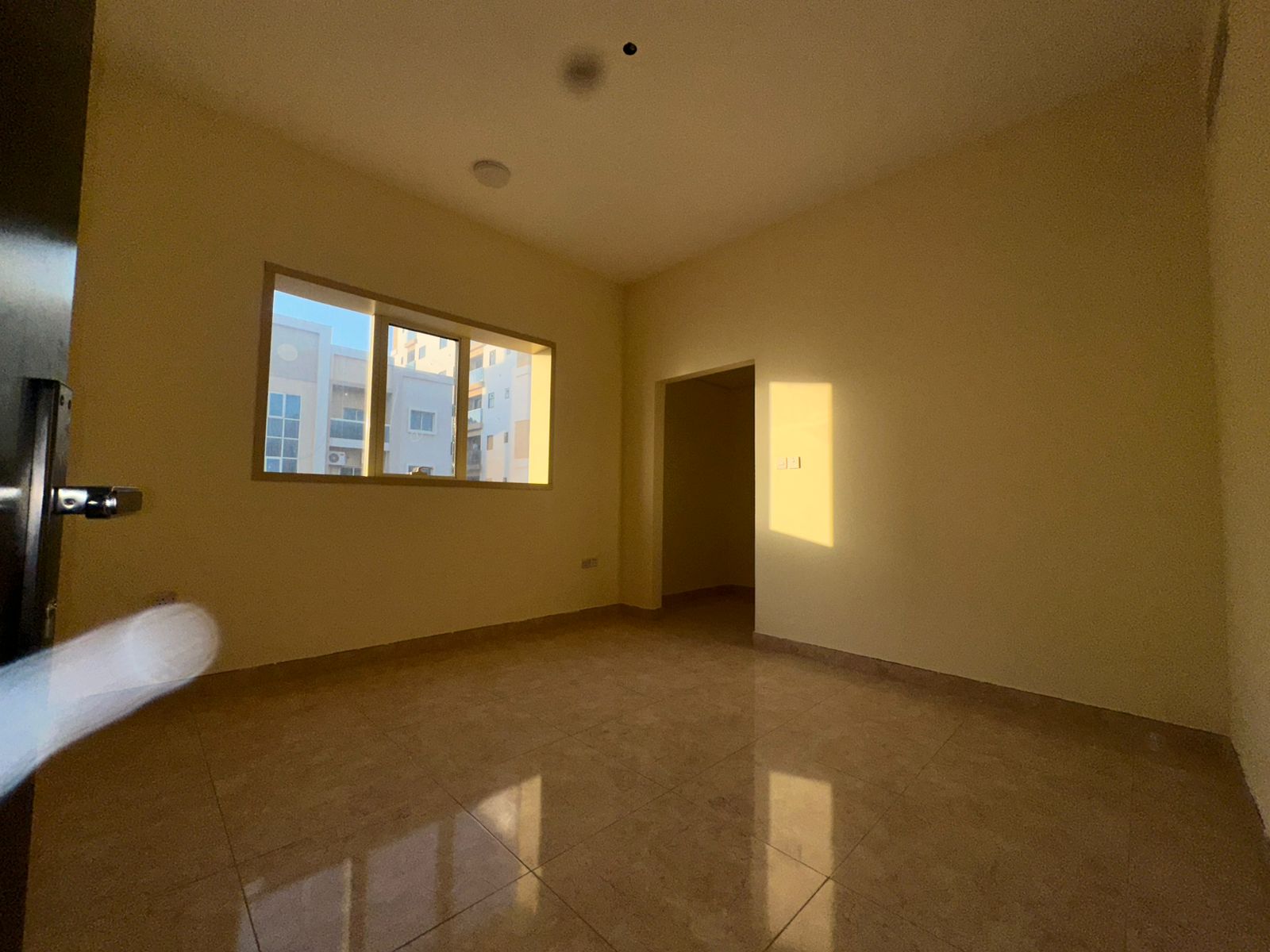 If you're looking and undecided Stick with Abu Kinan and you'll make the right decision One bedroom and living room, second occupancy in A