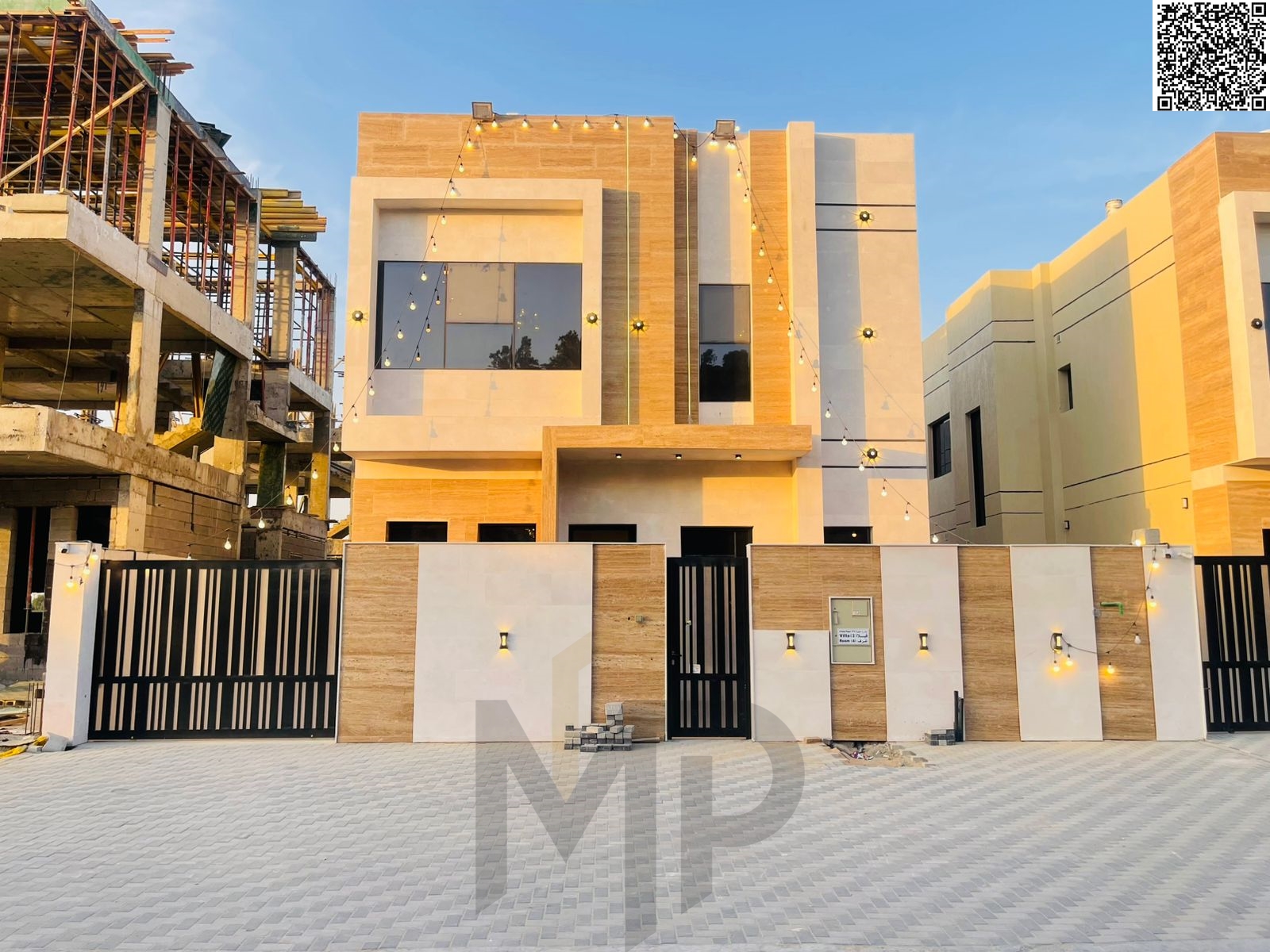 Your chance to own a villa, including registration and ownership fees, freehold, available to all nationalities, super deluxe finishing, at a negotiab