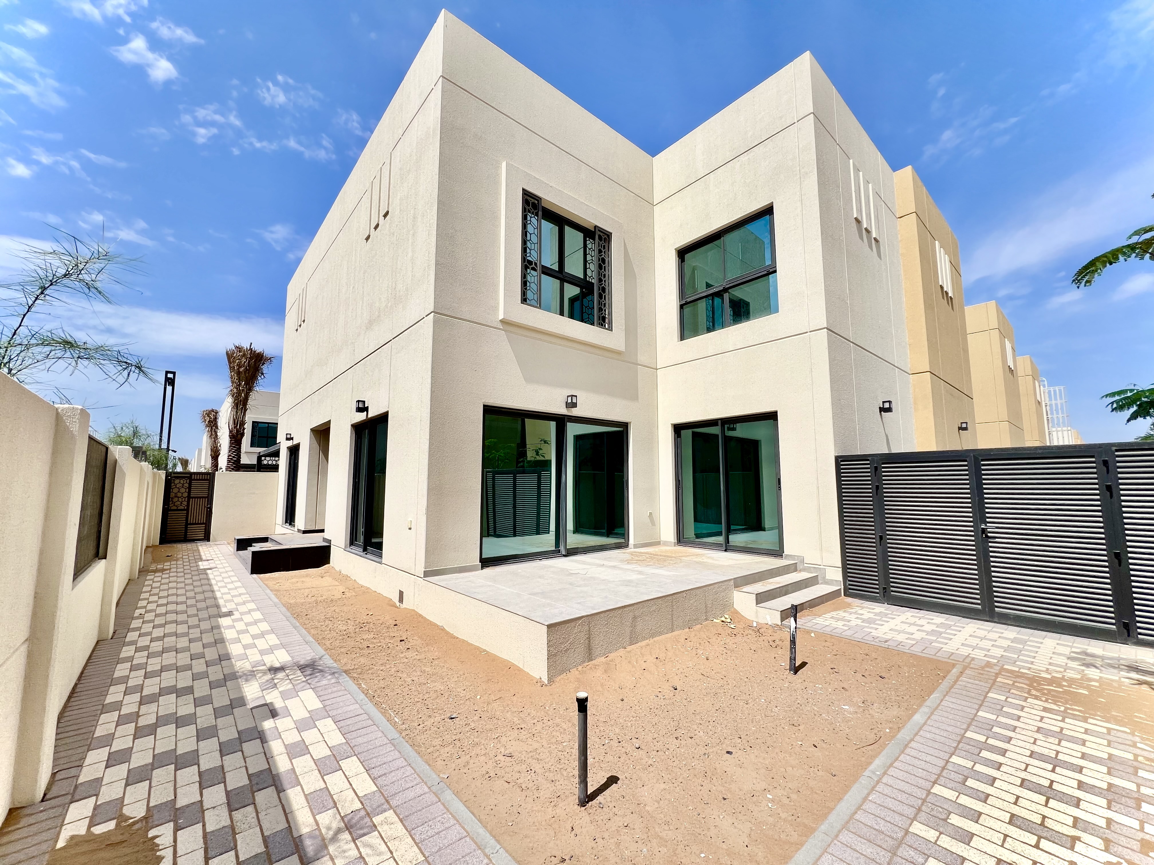 Luxury 3-Bedroom Corner Villa | All Master Bedrooms | Sharjah Sustainable City