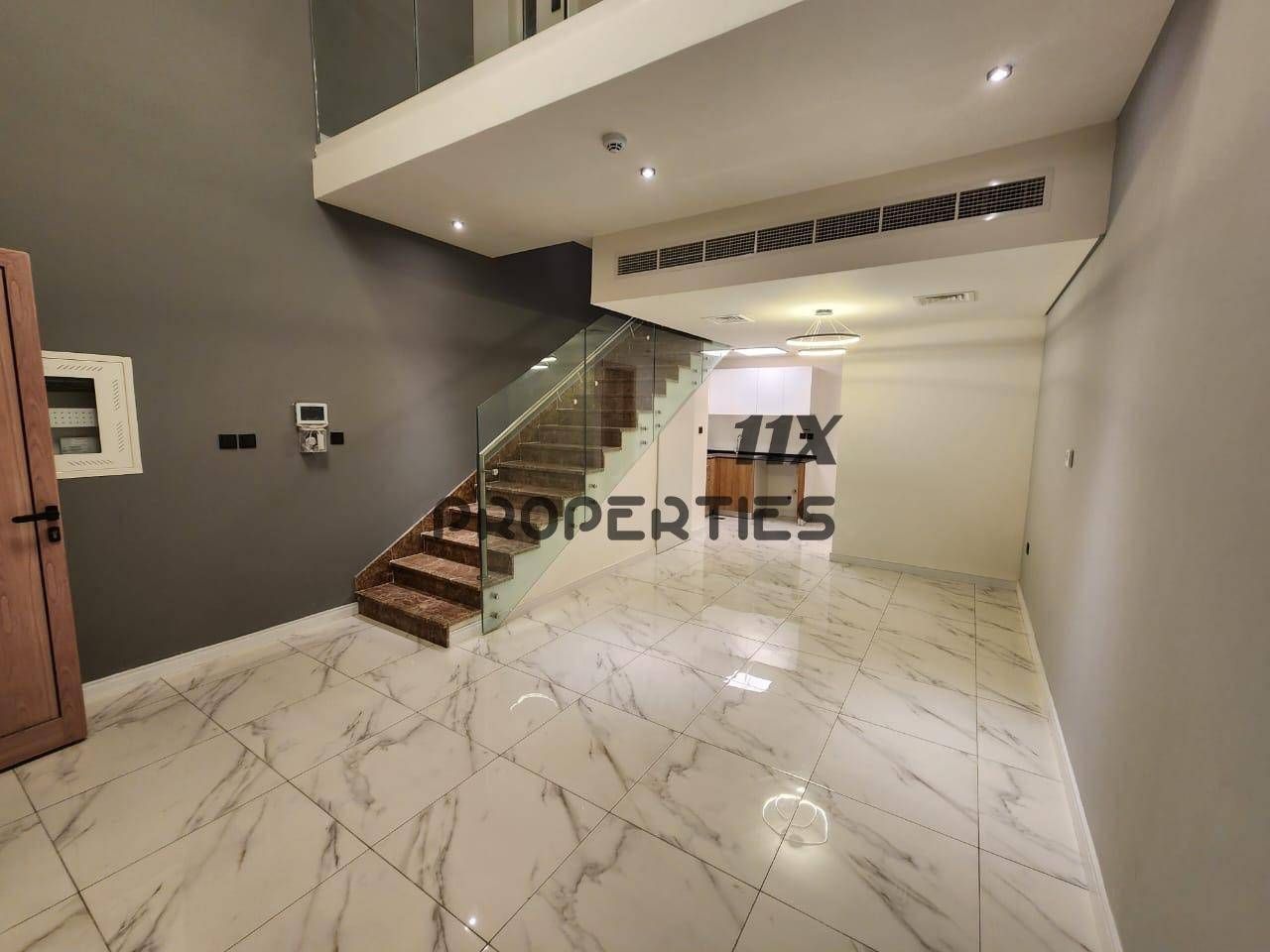 1-BR Townhouse | Spacious Layout | Prime Location
