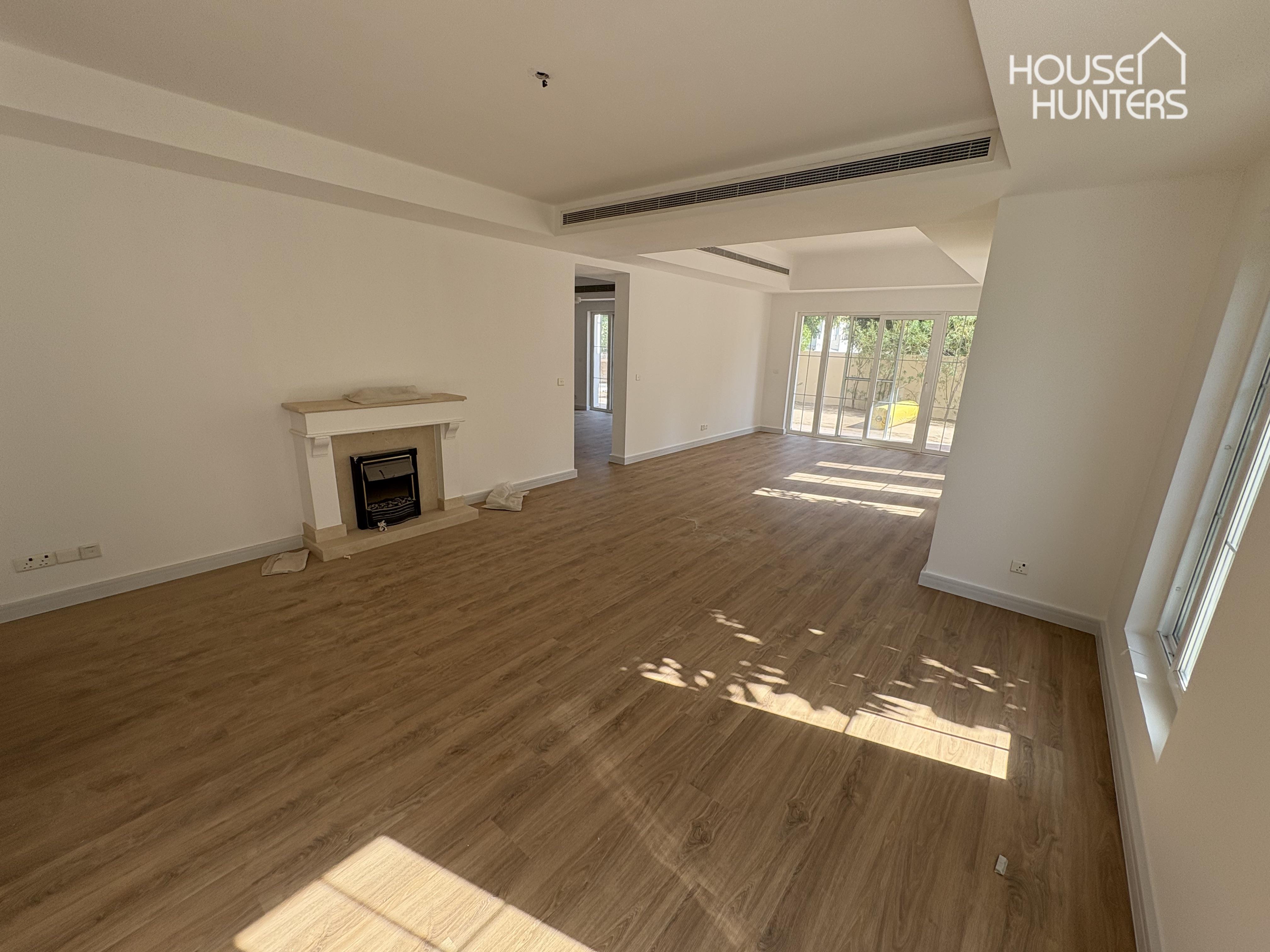 Available Now | Private Pool | Type 11 | Vacant