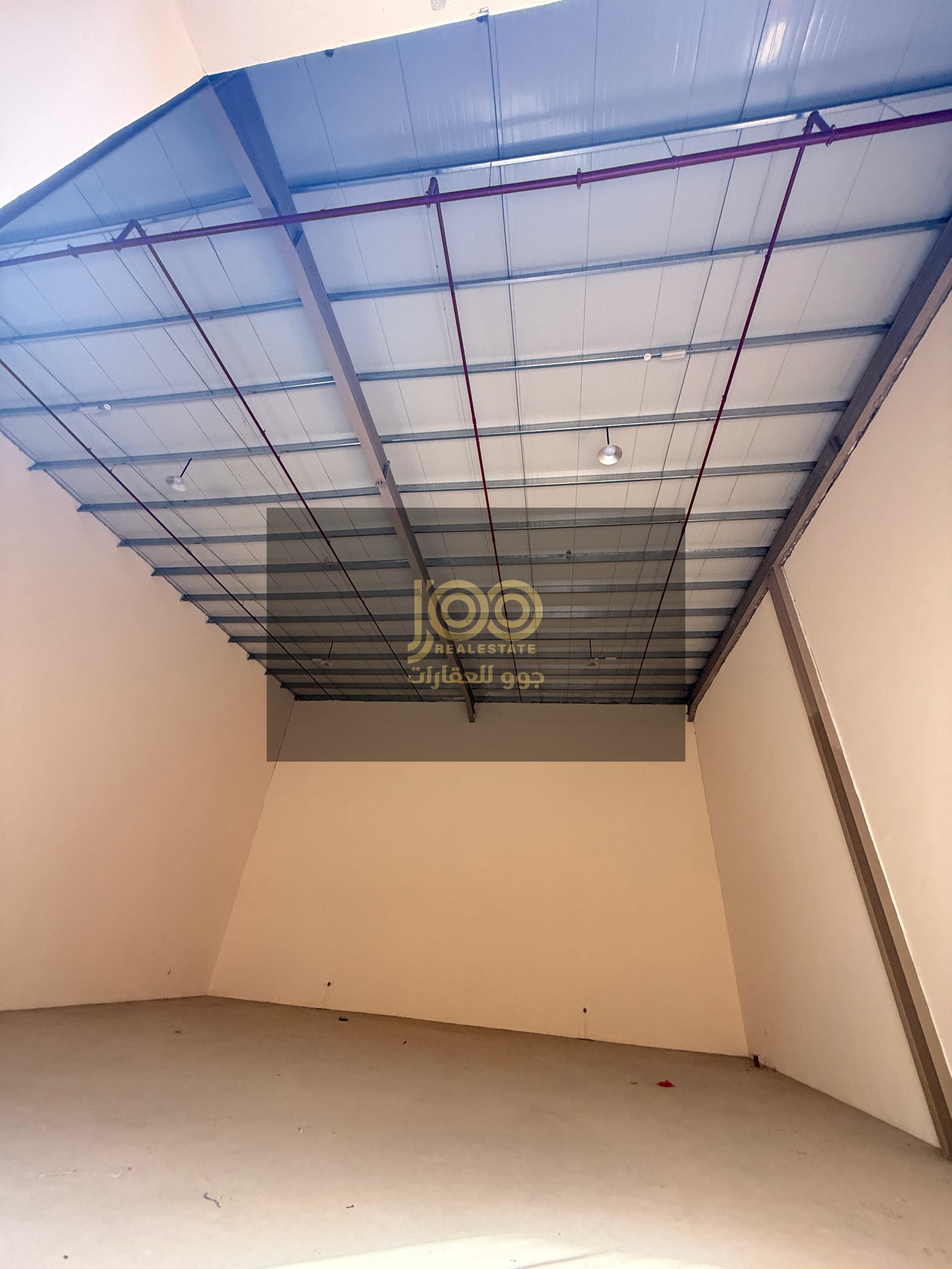 Premium Warehouse for Rent in Umm Al Thuoub – Spacious Area Suitable for All Activities