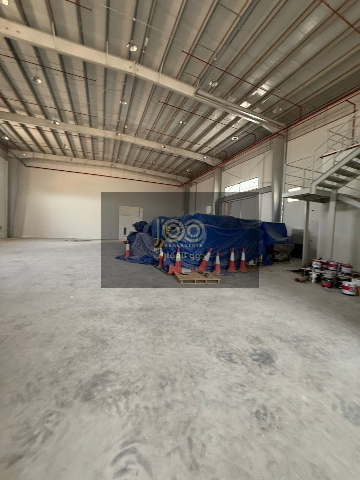 Total Area 25000 sq ft Ground Floor 20000 sq ft Mezzanine 5000 sq ft Electrical Load 232 kW Annual Rent 1100000 AED