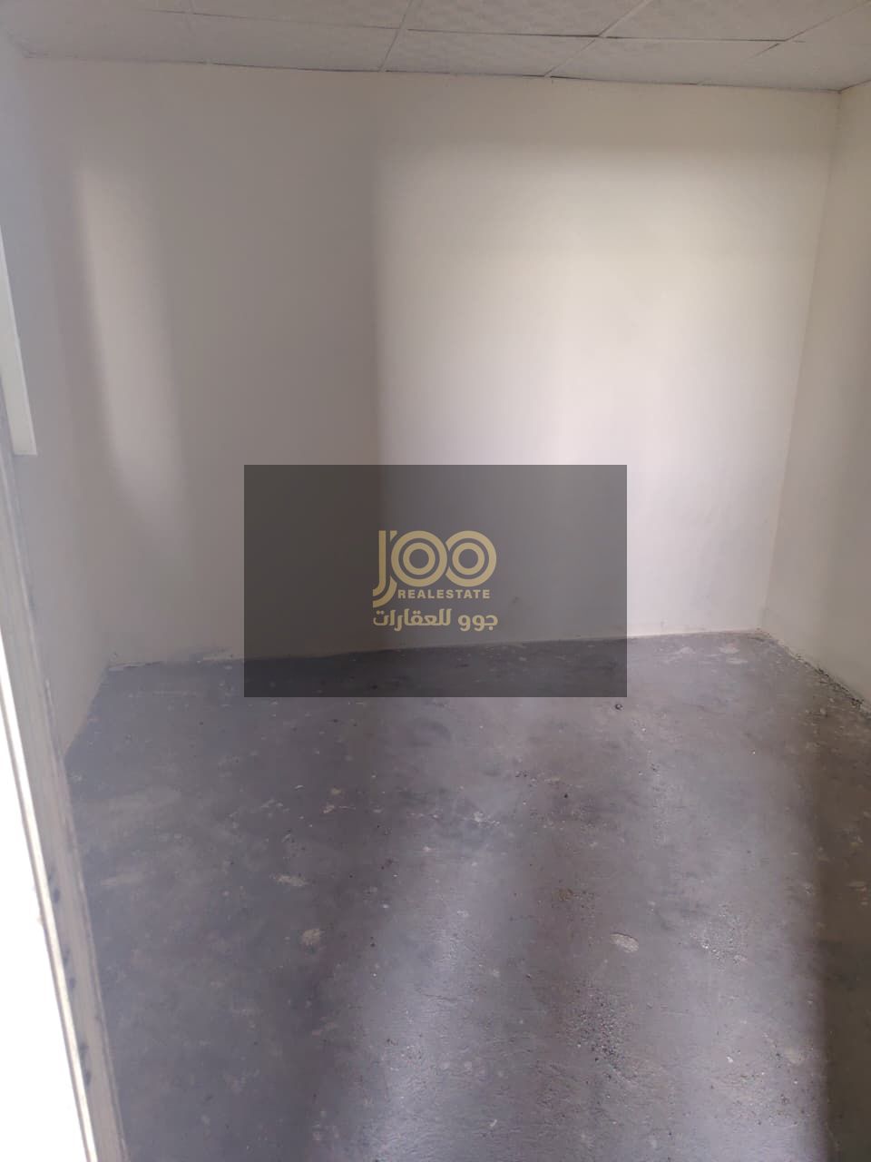 For rent warehouse in umm alquwein
