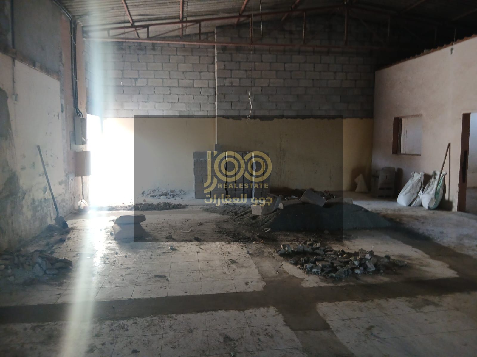 8000 sq ft warehouse for storage only in the old industrial area