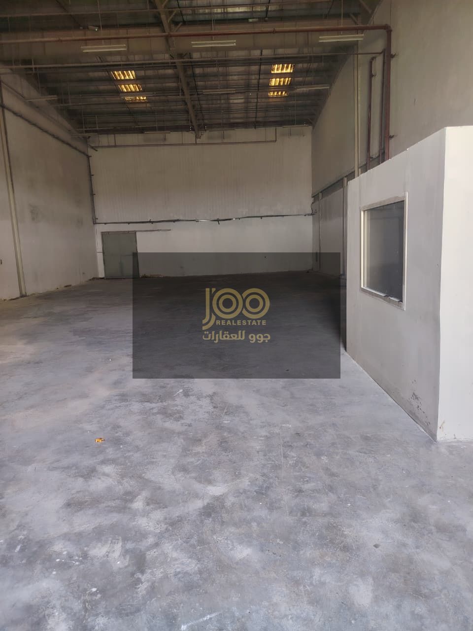 Warehouse for rent, 4500 sq ft, 20 kW electricity, in Umm Al Thu'ub. Price: 140,000