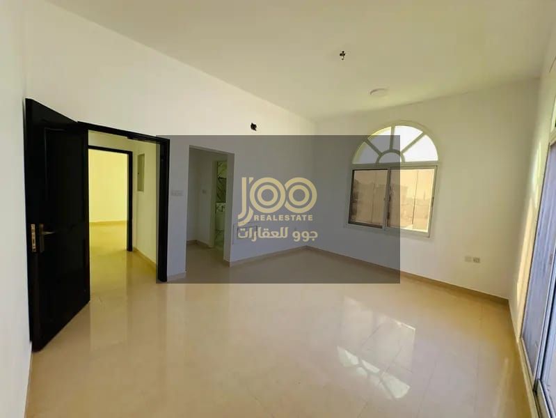 Villa for rent in Al-Salma area, large size, 8 rooms, price 110,000