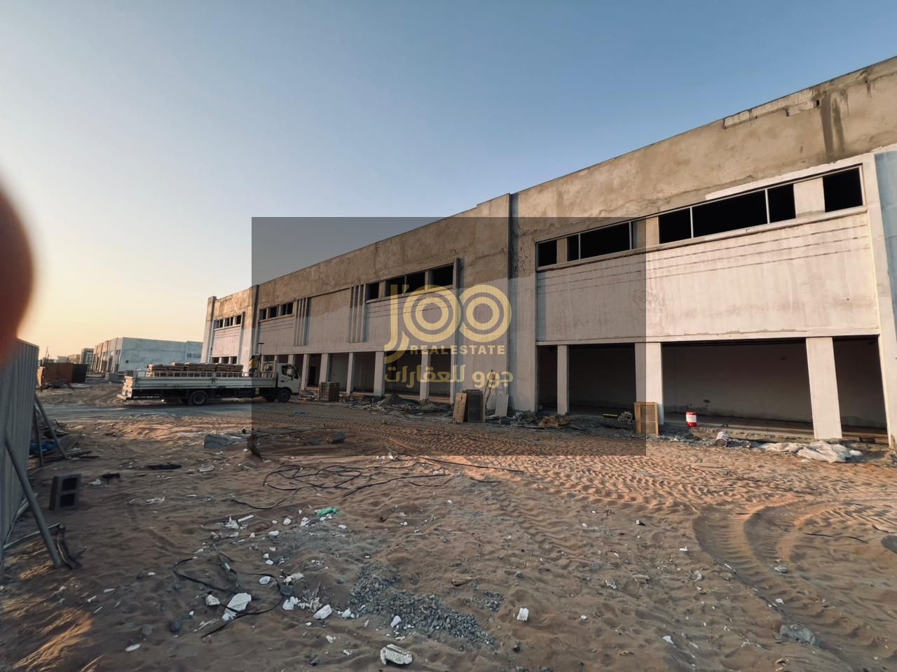 Available for all commercial and storage activities. Electricity 200