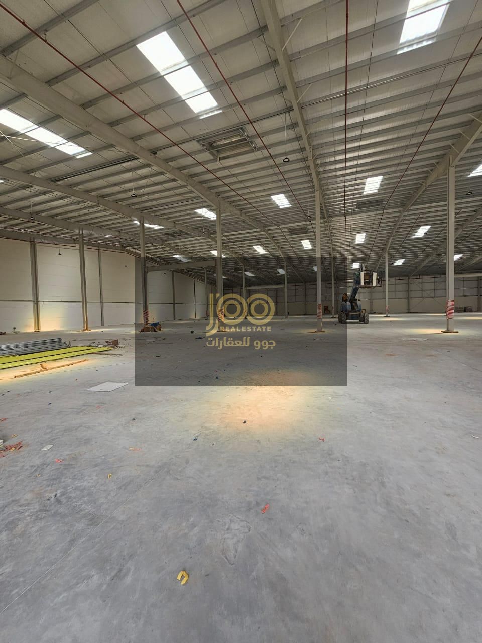 A prime warehouse is available for rent in the Umm Al Quwain Industrial Area, offering easy access and smooth, flexible entry and exit.