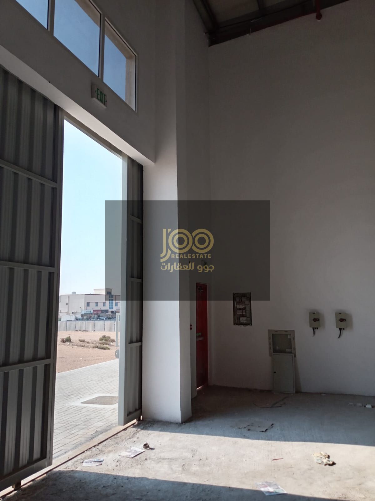 Warehouse for rent in Umm Al Thu'ub, in the industrial area. Suitable space for various commercial activities.