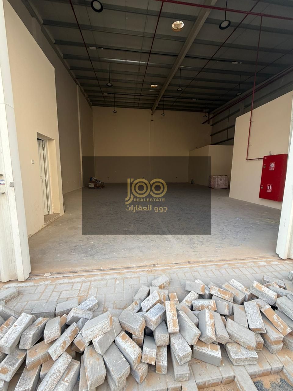 A warehouse for storage and light manufacturing is available for rent in Umm Al Quwain Industrial Area. It is a suitable space for projects that need