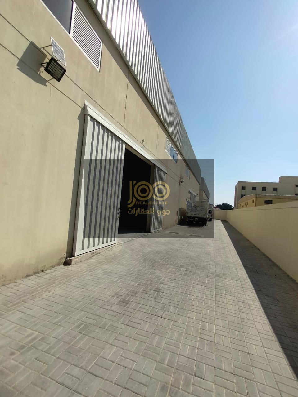 A warehouse for rent in Umm Al Quwain offers ample space for storing goods, organizing equipment, and easily running various business activities.