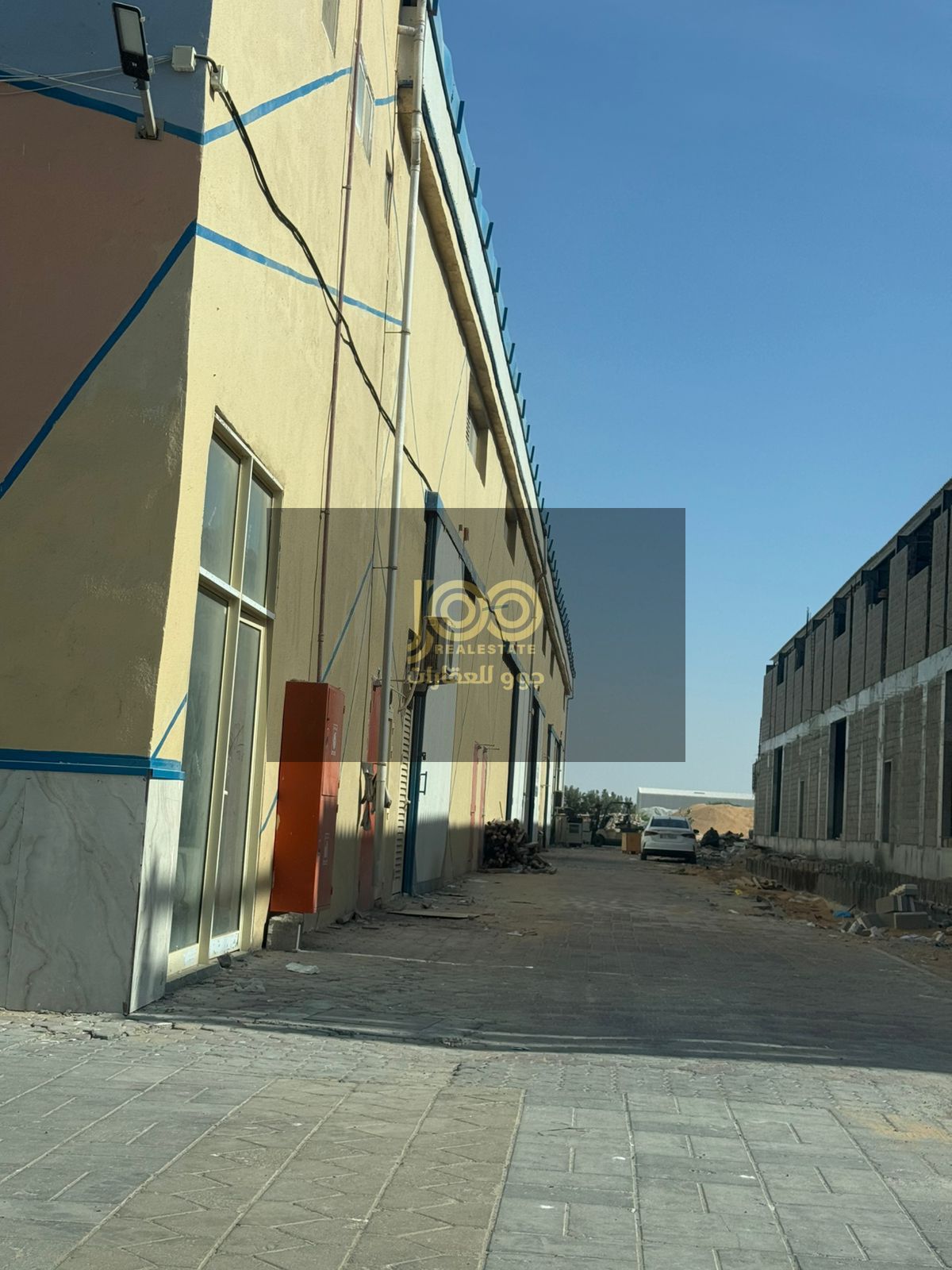 A prime warehouse in Umm Al Quwain Industrial Area, Electricity 15, suitable for various activities.