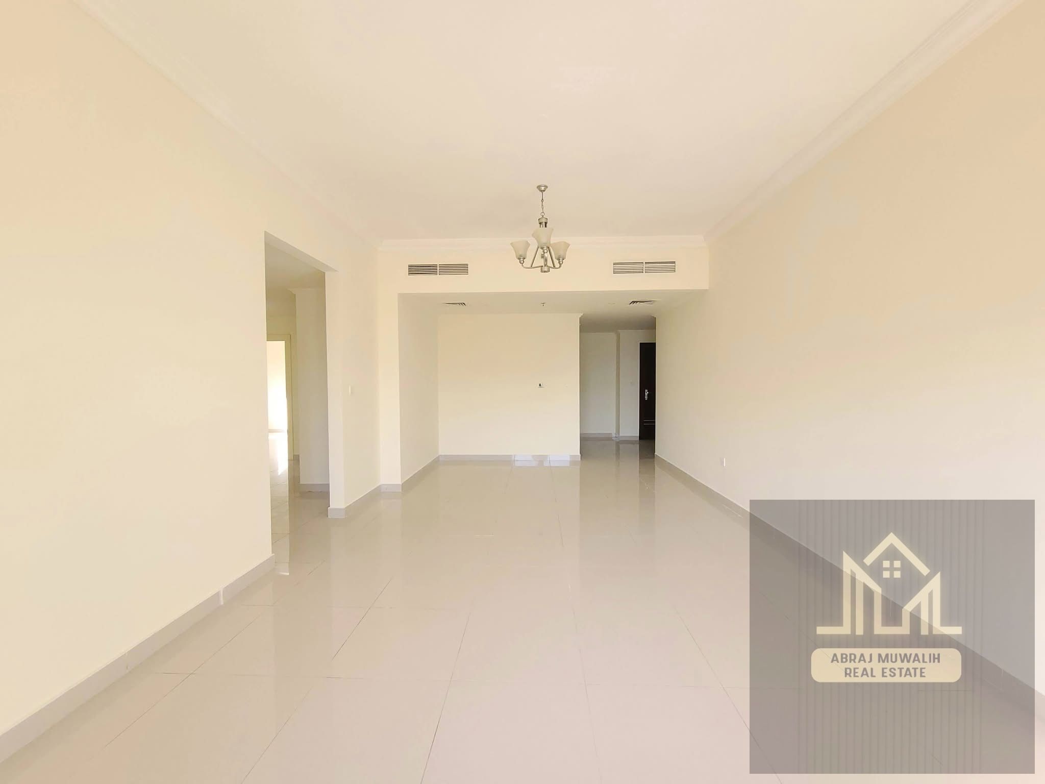 No Commsion Direct Oner !! Ready To Move !! With Parking