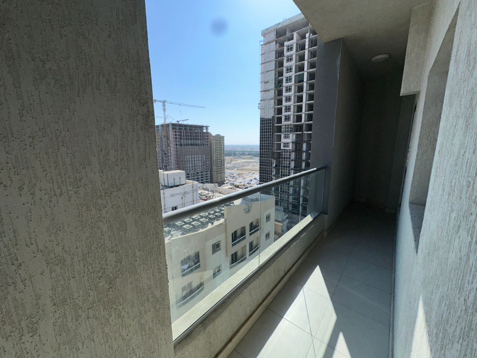 Two bedrooms and a living room, spacious and beautiful / Large rooms with built-in wardrobes / Maid's room / High-end decor