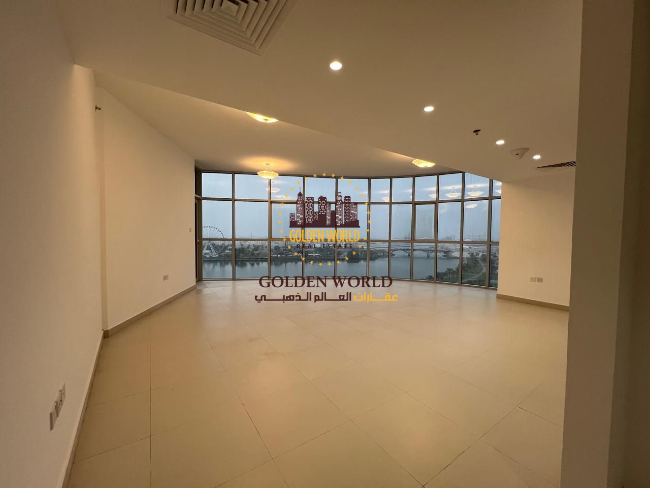 Luxury Apartment with 3 Master Bedrooms, Spacious Living Room, Large Balcony, and Panoramic Sea & City Views