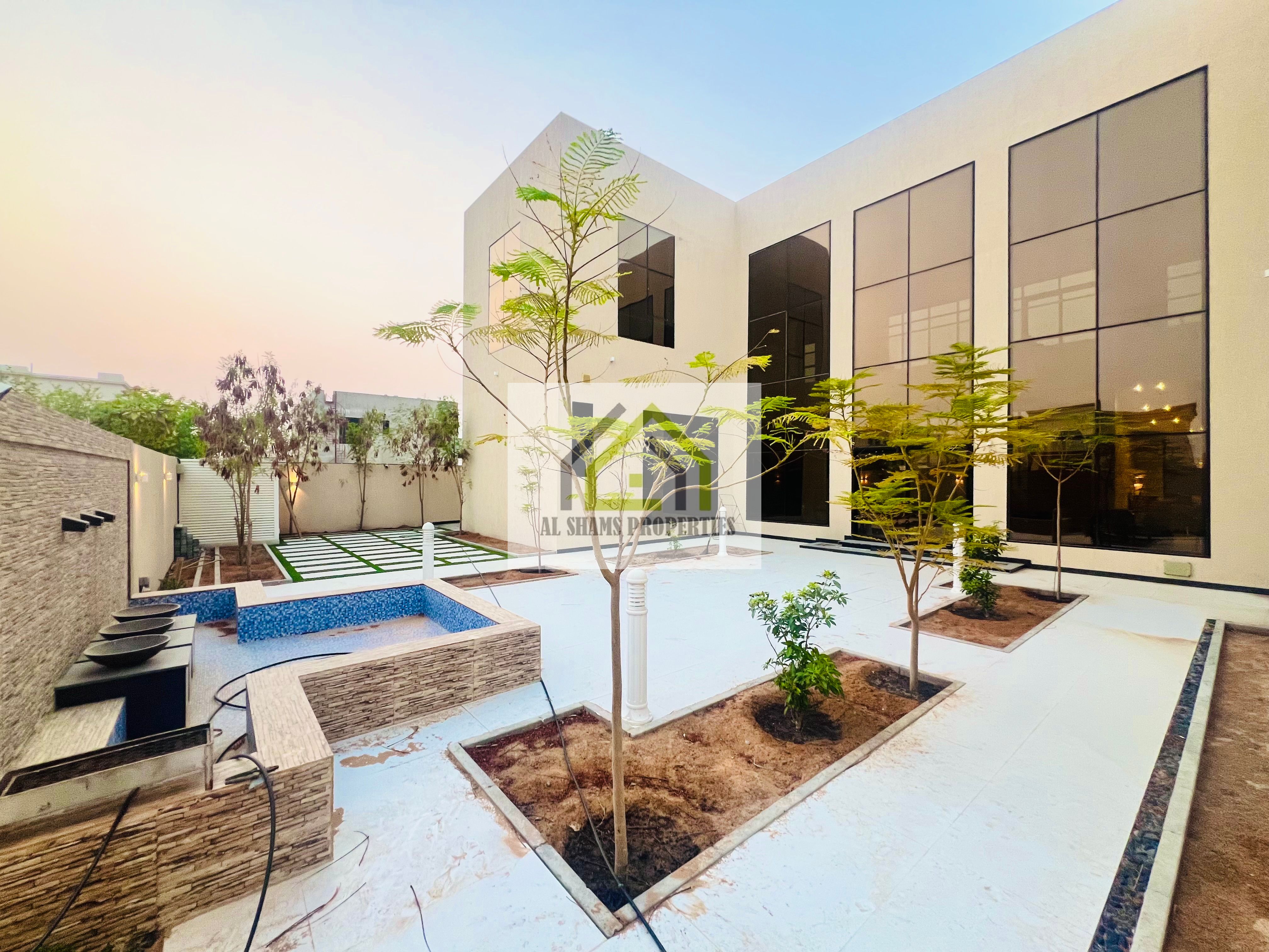 Modern 5BedRoom With Pool Ready To Move (All Room Master) In Hoshi