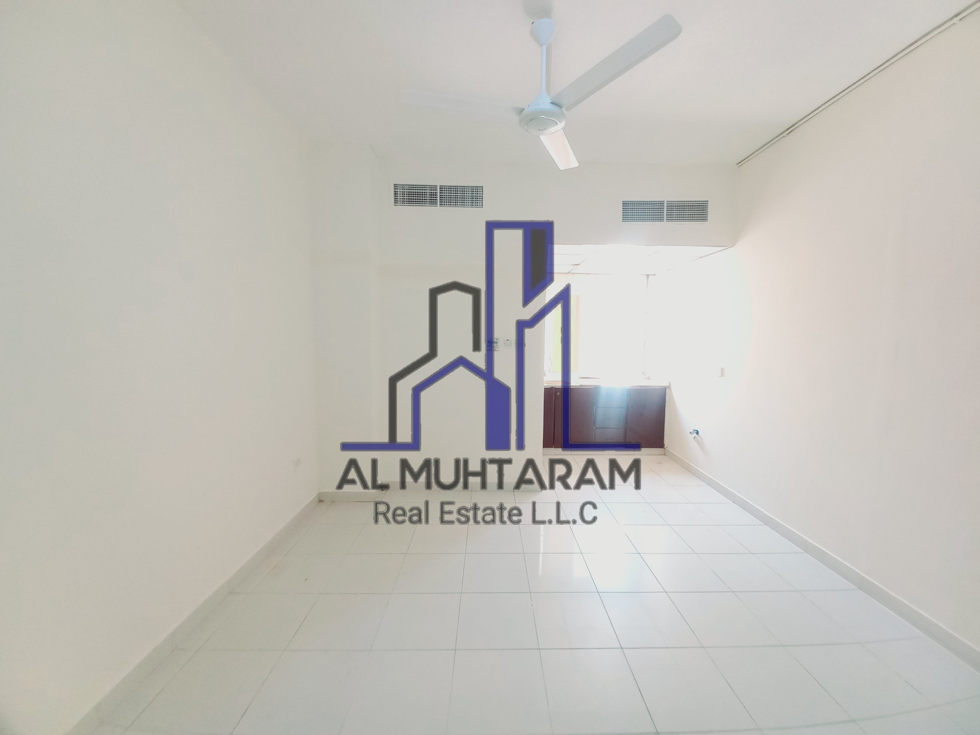 Spacious clean studio separate kitchen near panoor