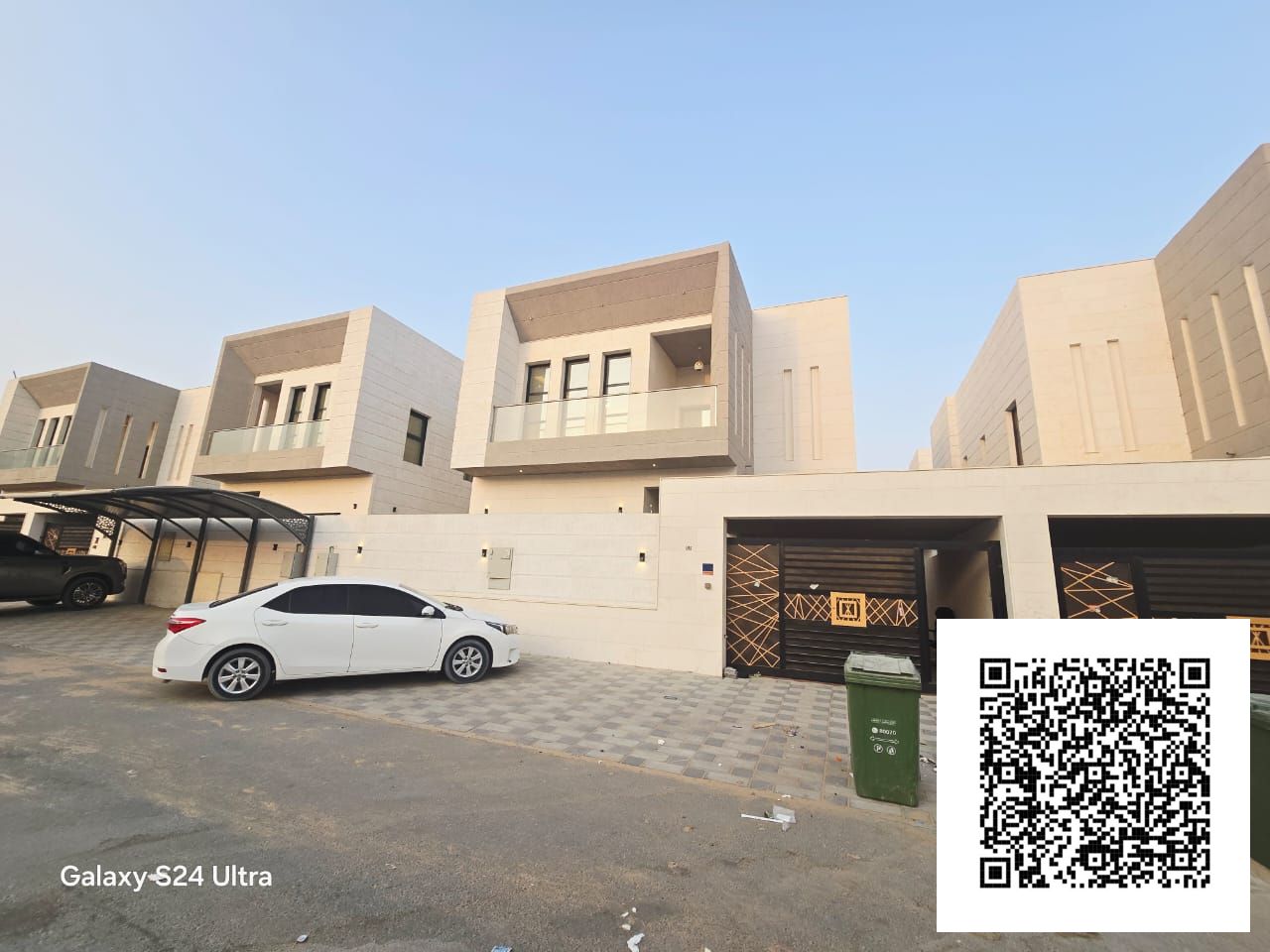 BRAND NEW VILLA 5 BEDROOMS HALL MAJLIS AL YASMEEN