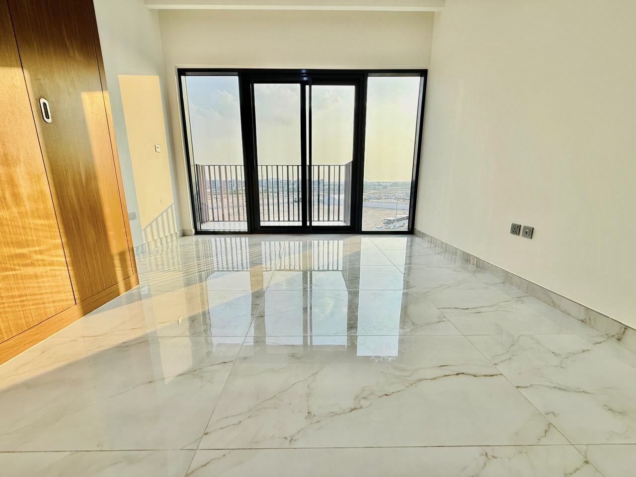 Brand New Studio for Rent – Chiller Free | All Amenities | Mini Beach Inside the Building – Azizi Mirage, Studio City
