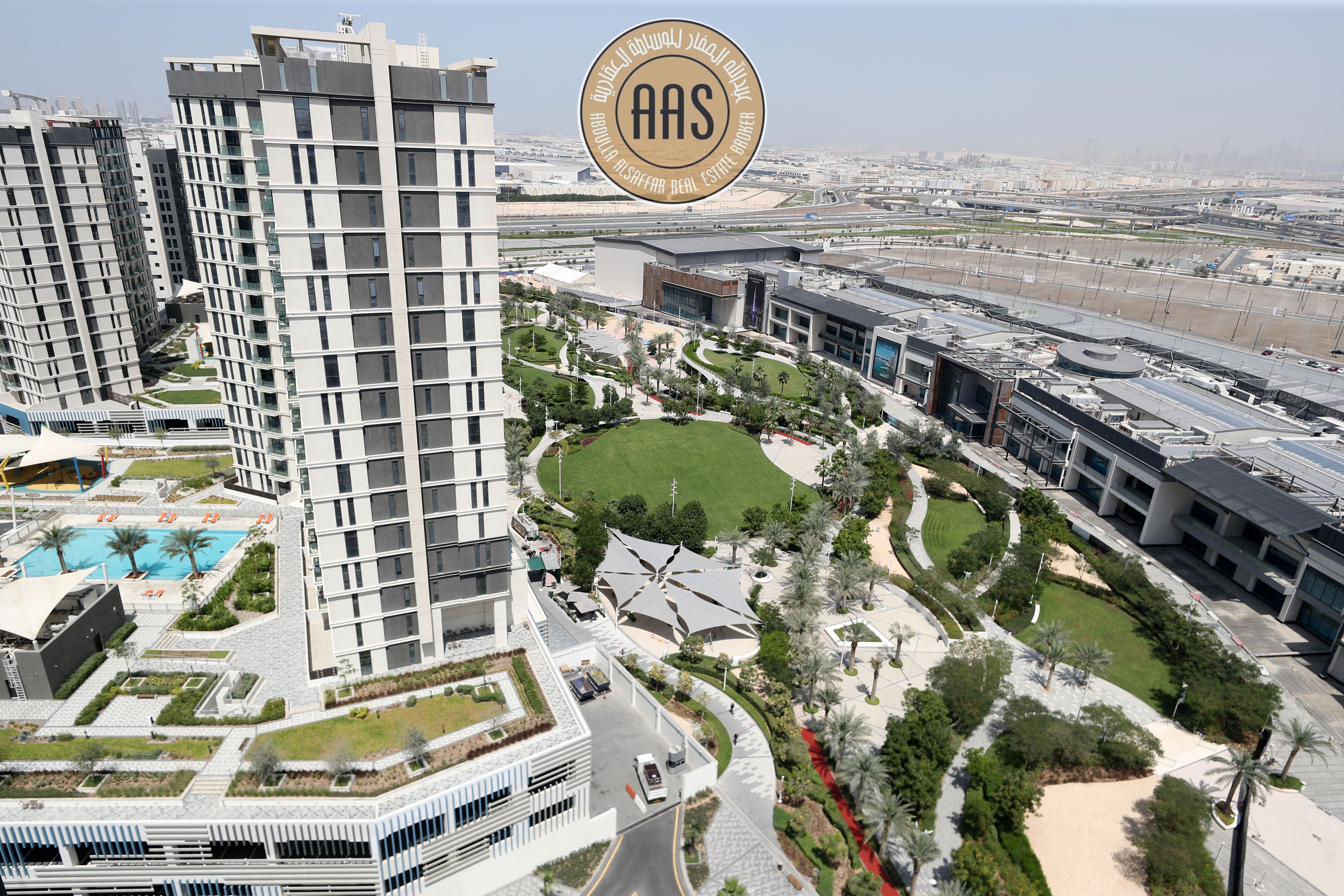 SPECIOUS 3BEDROOM FLAT|WALKING DISTANCE BY METRO STATION|ALL AMINITIES AVAILABLE