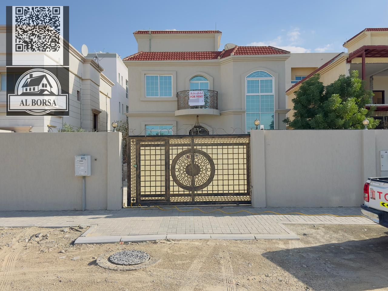 Villa for rent in Al Muwaihat 3, opposite a mosque, 5 rooms and a large hall, no majlis, two floors and a roof