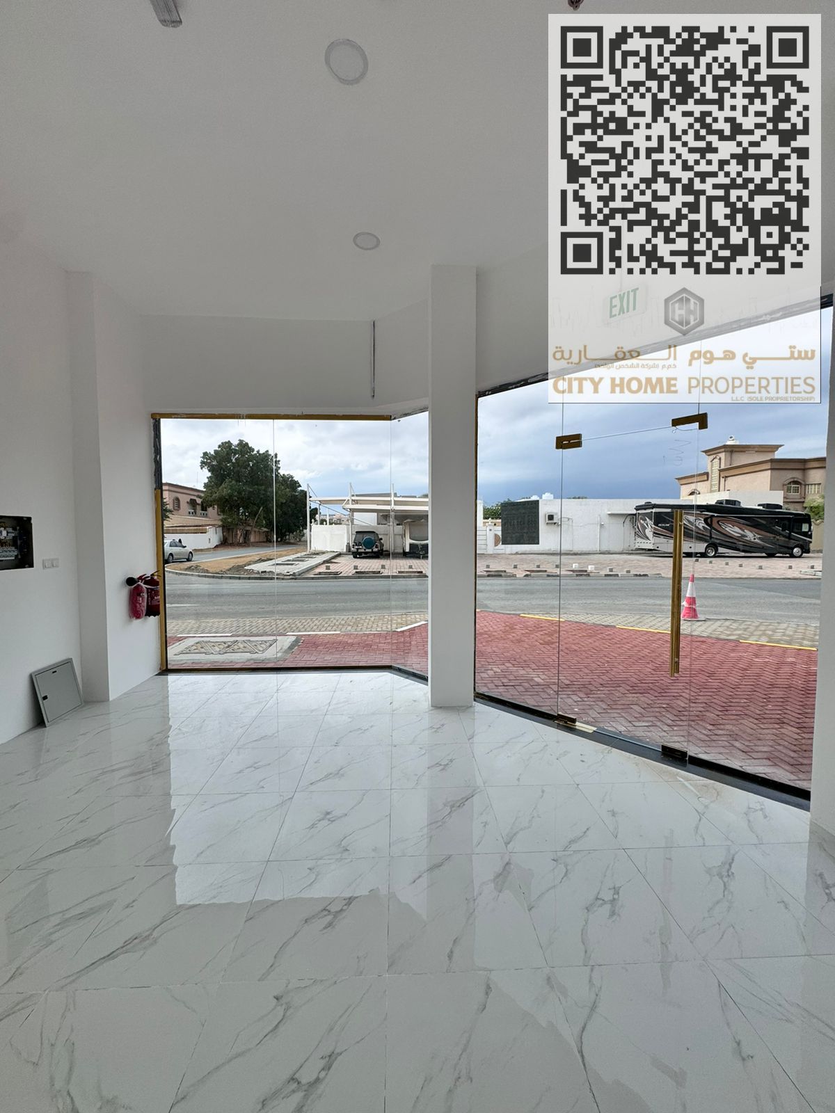 For rent: Shop in a new building, first occupancy, near a main street and water available