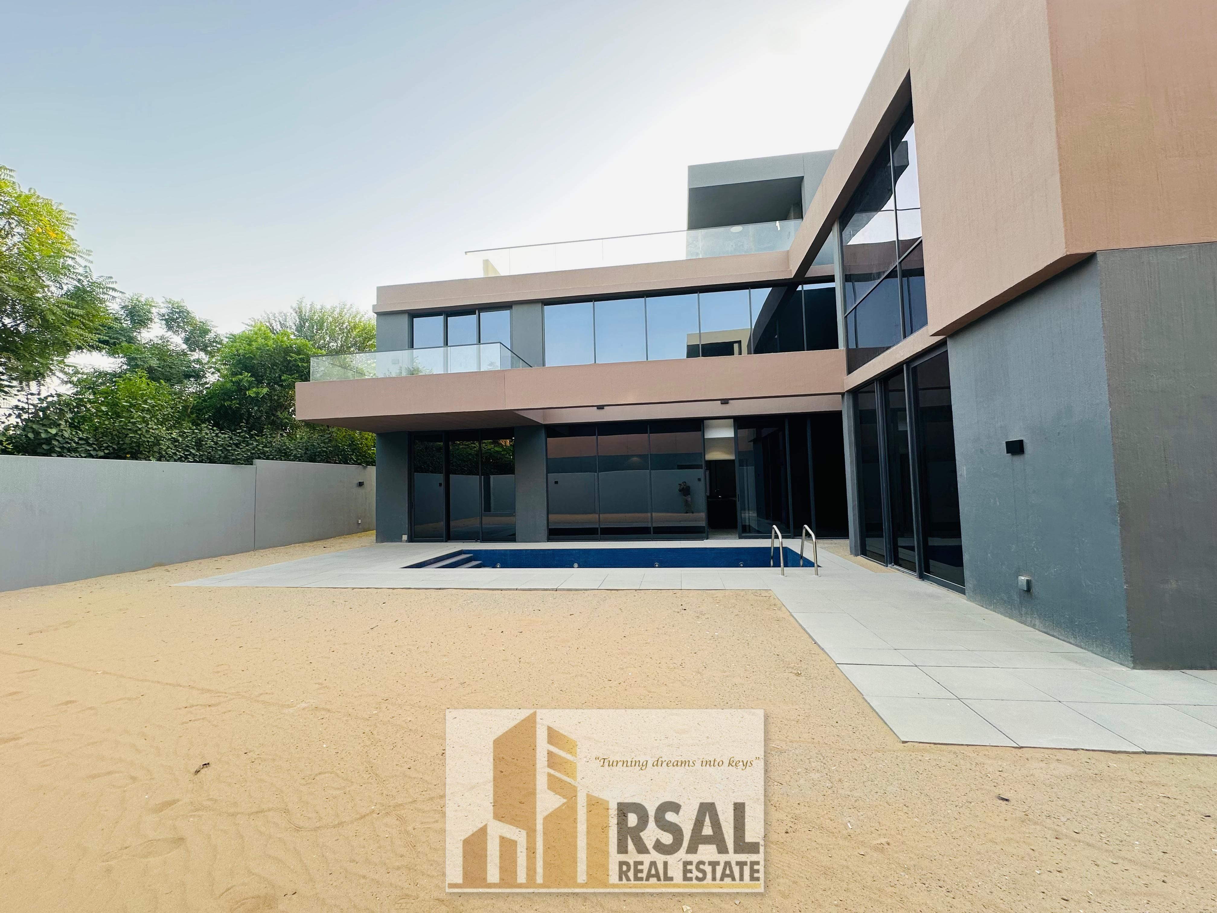 Ultra Luxury Finishing 5BR / Stand Alone Villa