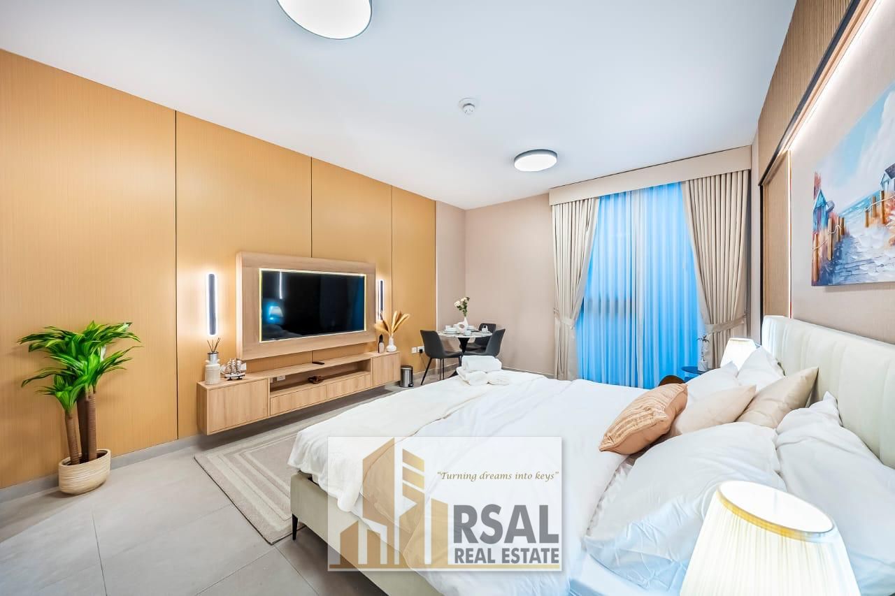 Fully Furnished And Upgraded Studio Available on Monthly Payment Plan 12///