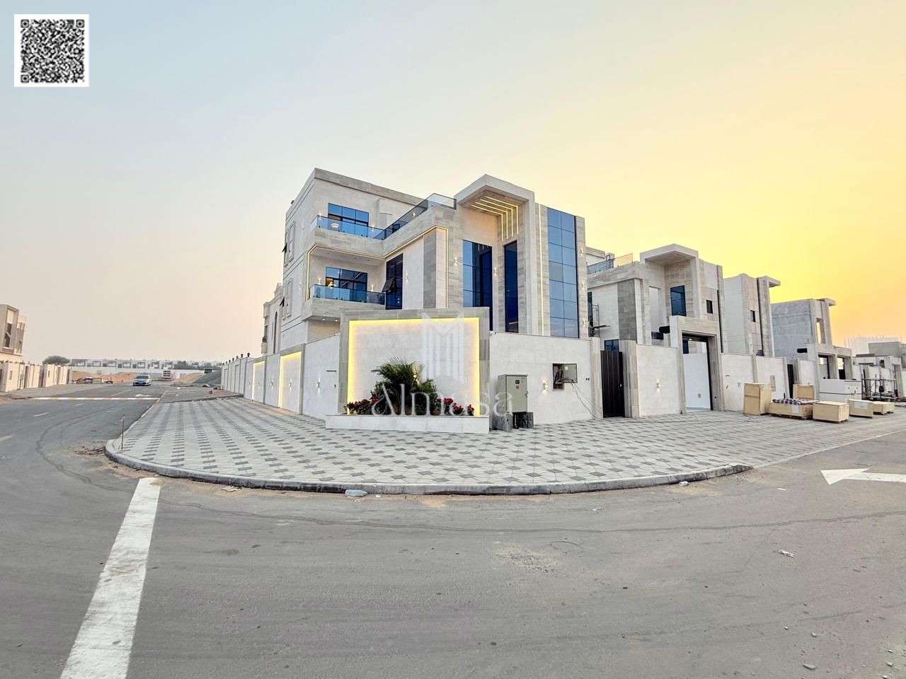 Corner villa for sale in Al Helio 2 – Ajman | 6 bedrooms | Includes electricity, water, air conditioning, and furniture + internal elevator | Freehold