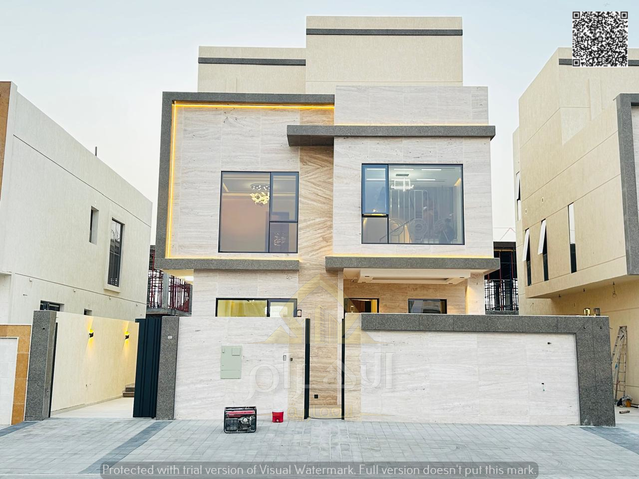 European villa with private pool in Al Yasmin | 4 bedrooms | 2 floors and roof | Freehold for all nationalities
