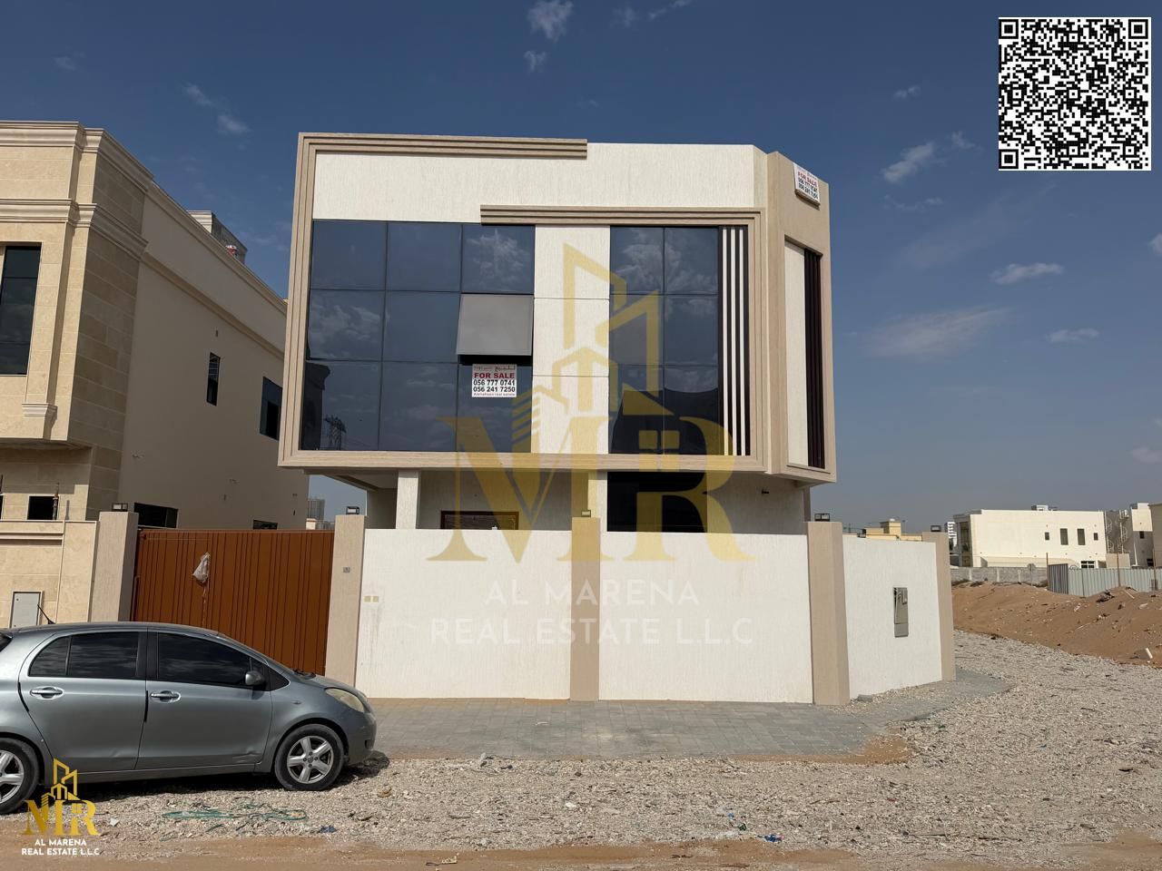 Corner villa in Al Yasmeen behind the park, 5 master bedrooms, modern finishes and spacious layout, prime quiet location, price includes AC units.