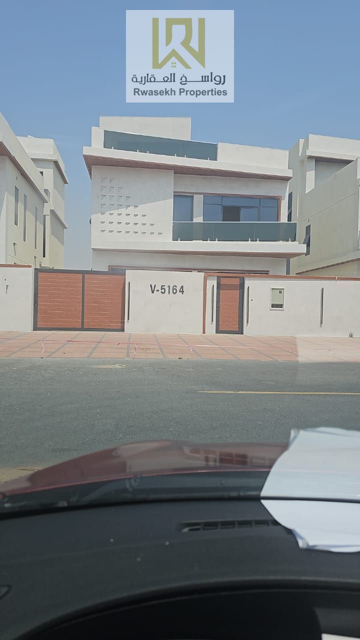 luxury 5 bedroom with terrace for sale including regestration fees