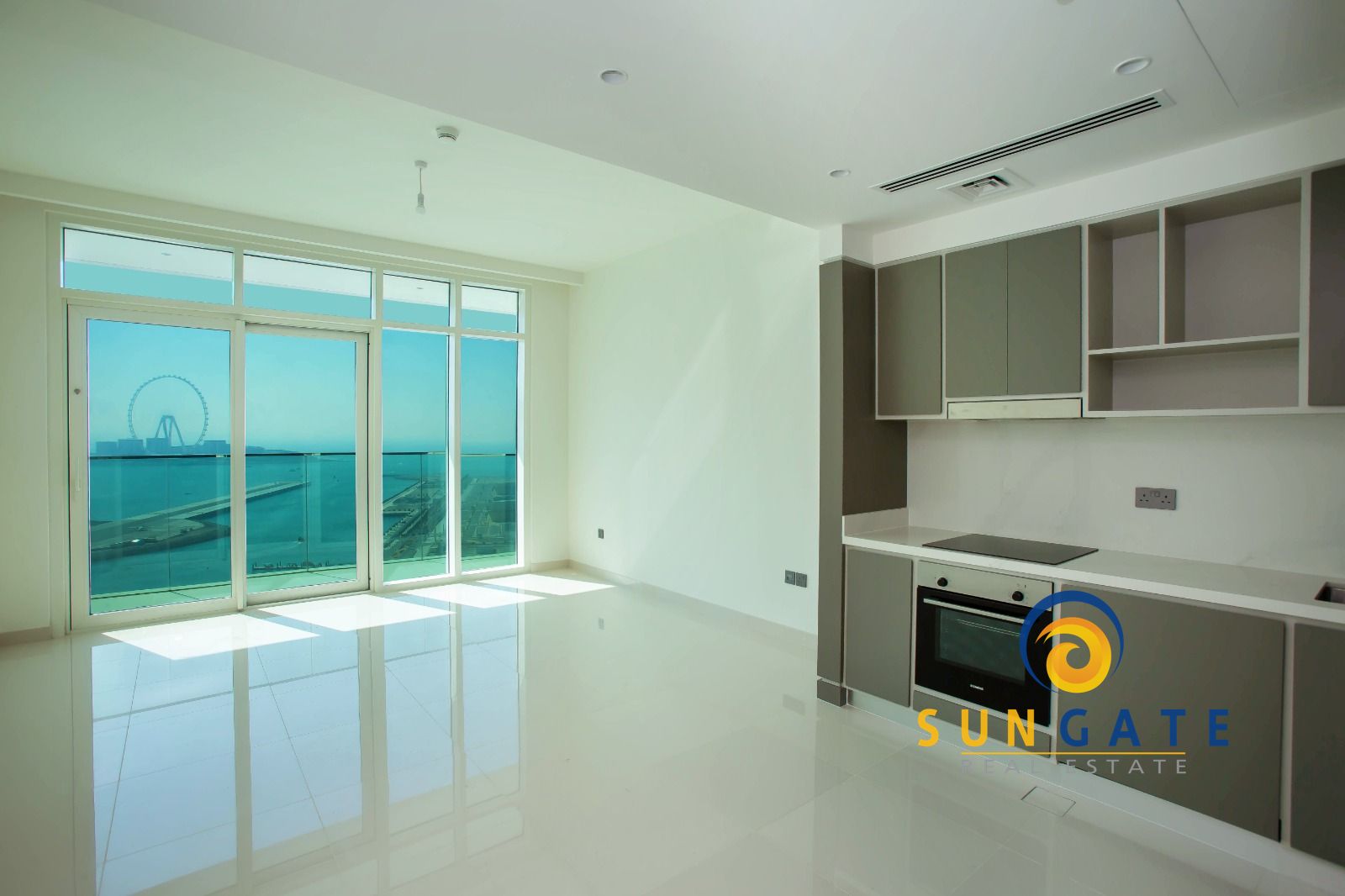 Full sea view , access to beach , vacant