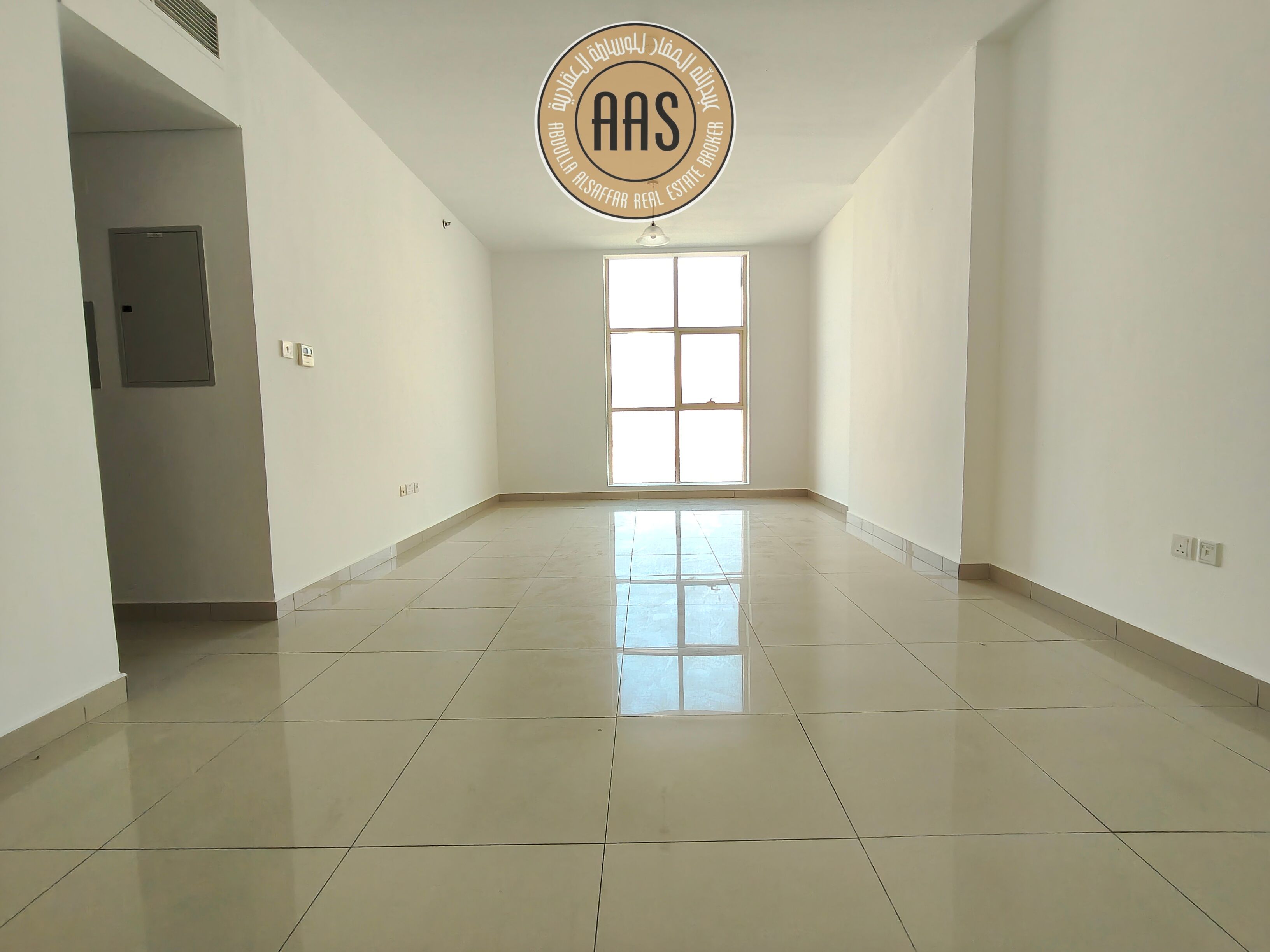 Close to RTA Bus Spacious 2BR With Balcony All Amenities in Primar Location