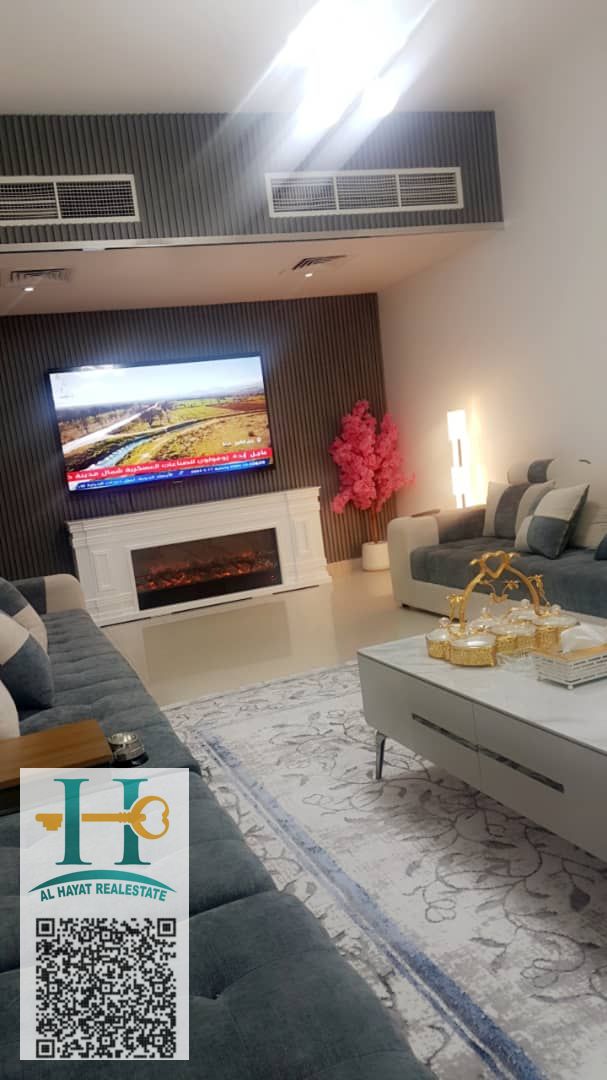 In horizon building 2bedroom with 3 bathroom with parking and complete set of furniture