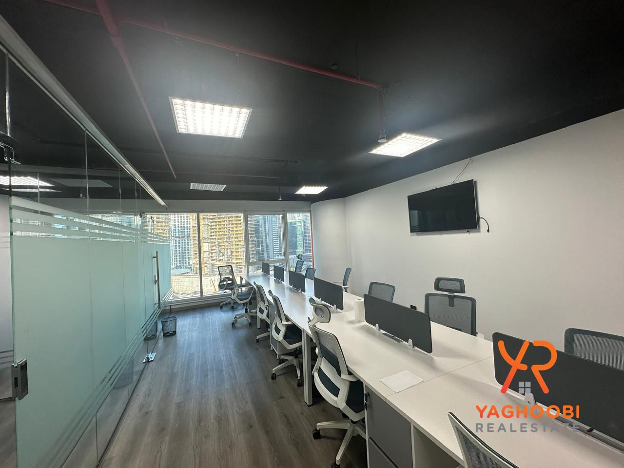 Fully Furnished Office for Rent – Churchill Tower, Canal View