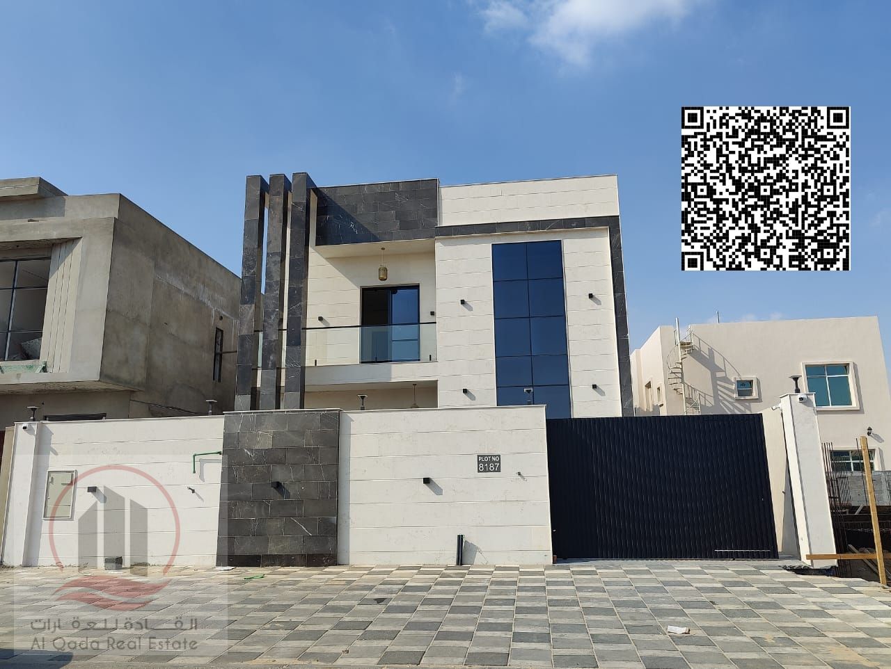 Luxury villa for sale, 4 master bedrooms, in Al Zahia area