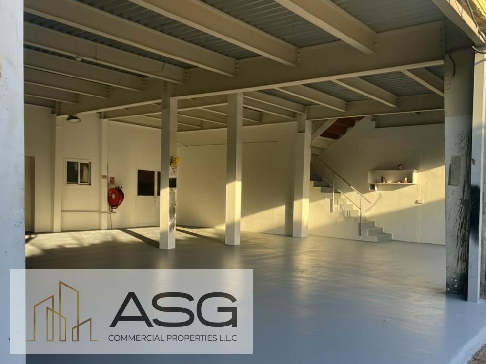 SPACIOUS WAREHOUSE WITH OFFICE & LABOR ROOMS | AL QUSAIS 1