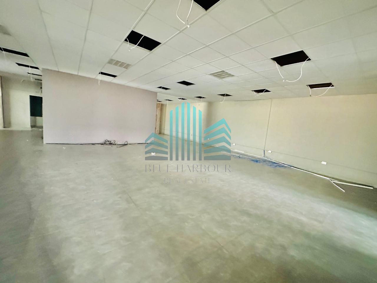 FIRST FLOOR INSIDE MALL | AVAILABLE FOR ANY TRADING | MORE OPTIONS AVAILABLE