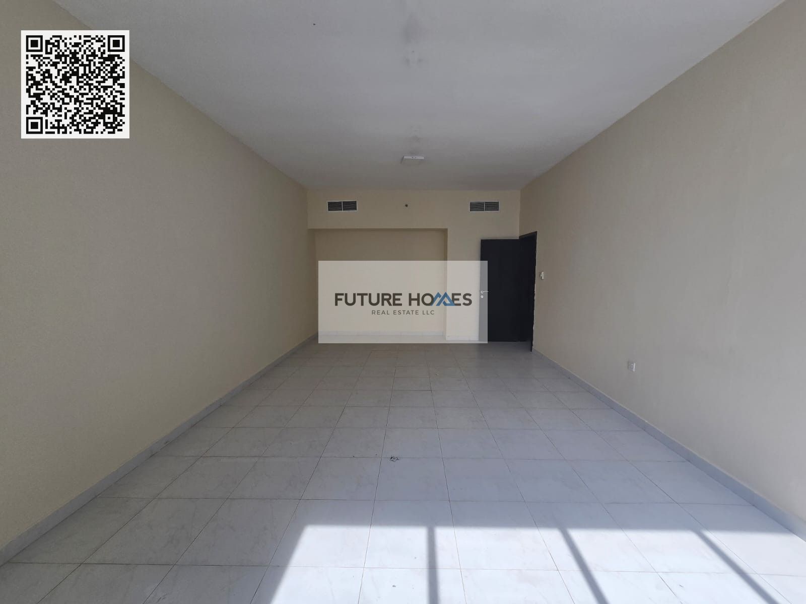 Luxurious 2 Bedroom with Parking Available For Sale in Falcon Tower