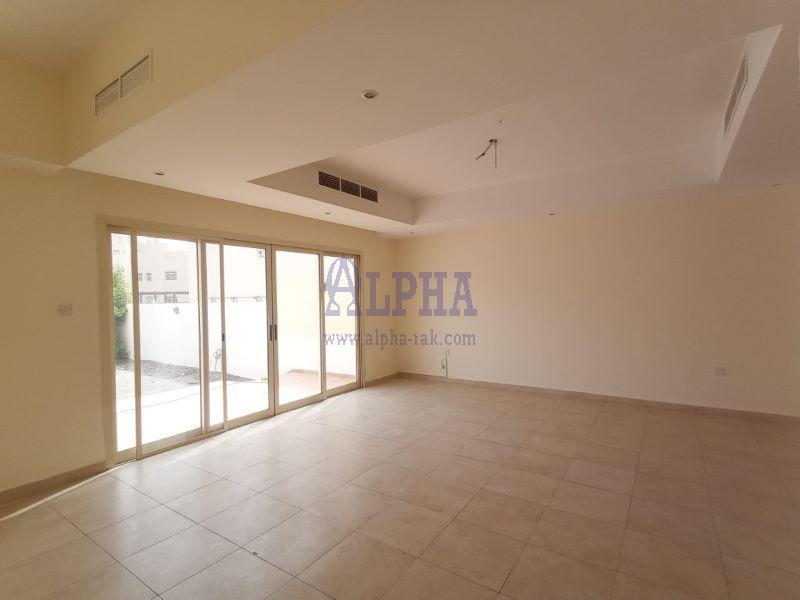 Community View| 3BR| Spacious Property