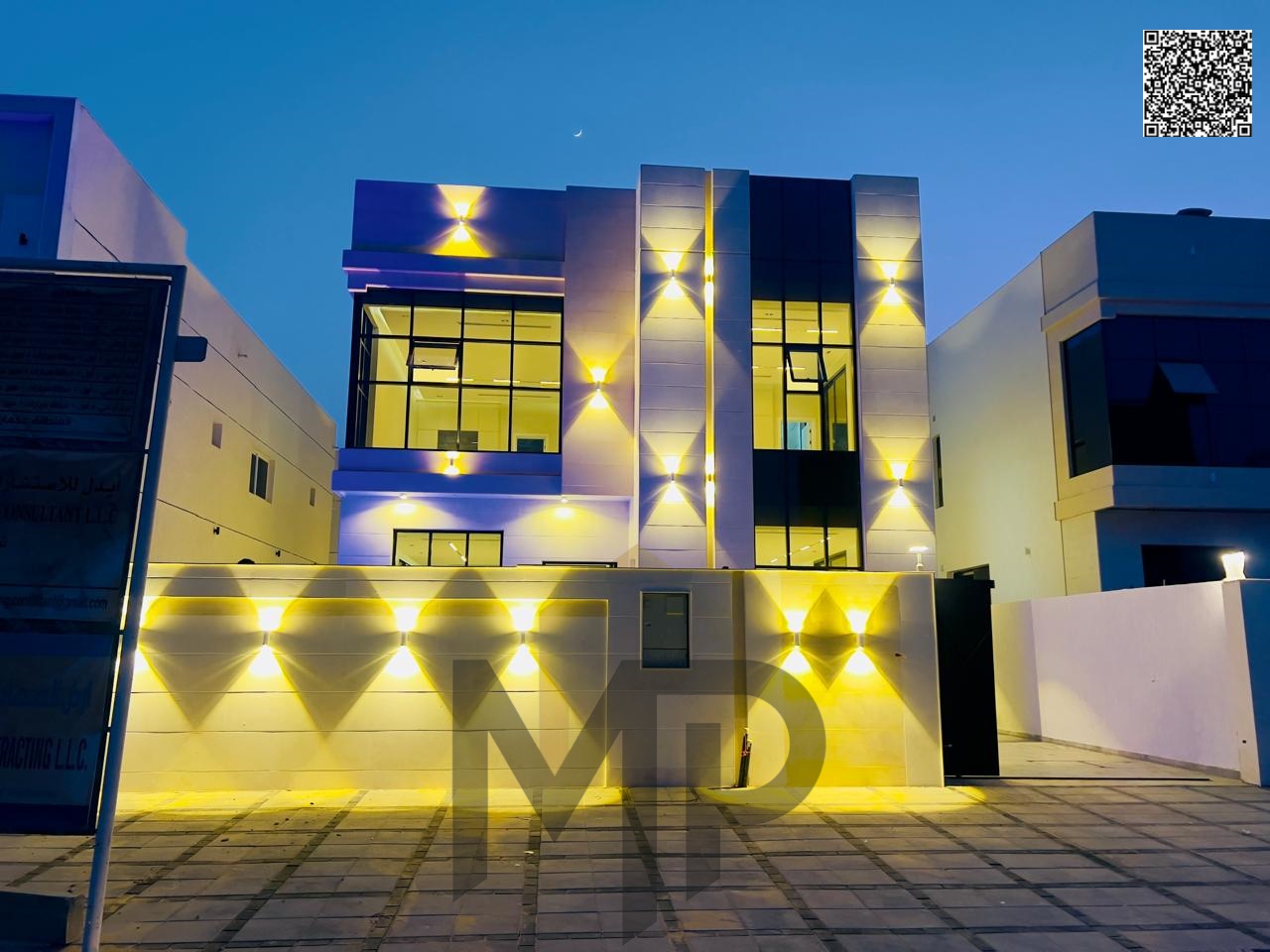 A villa with high-end finishes and a smart layout of spaces that achieves the highest levels of privacy and smooth movement, for a comfortable residen